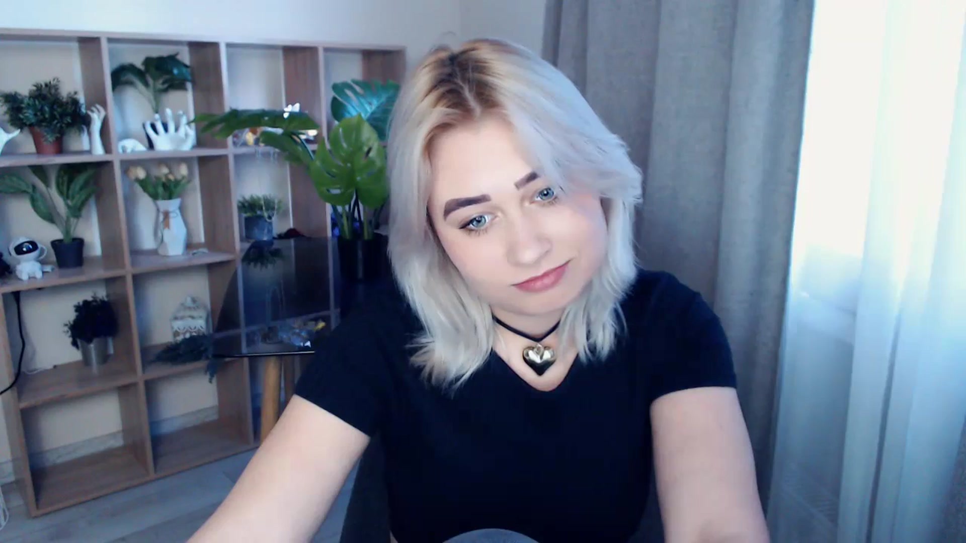 Gallery image thumbnail from Kukla_kolduna's myfreecams stream on, 04/04/2024, 16:41 image 9 of 20