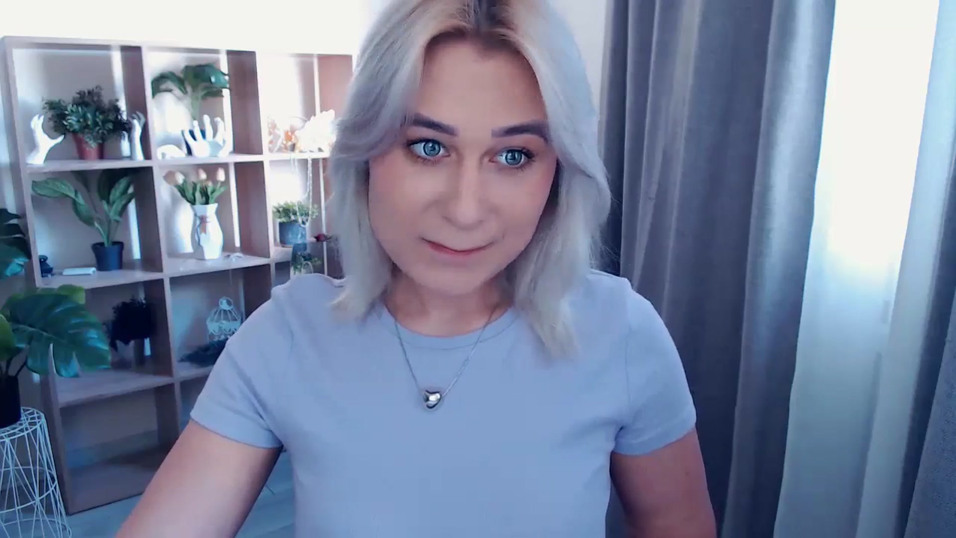 Gallery image thumbnail from Kukla_kolduna's myfreecams stream on, 04/11/2024, 13:57 image 3 of 20