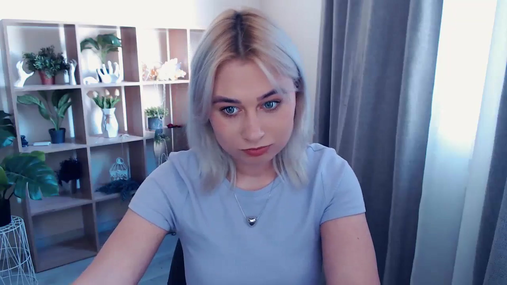 Gallery image thumbnail from Kukla_kolduna's myfreecams stream on, 04/11/2024, 13:57 image 13 of 20