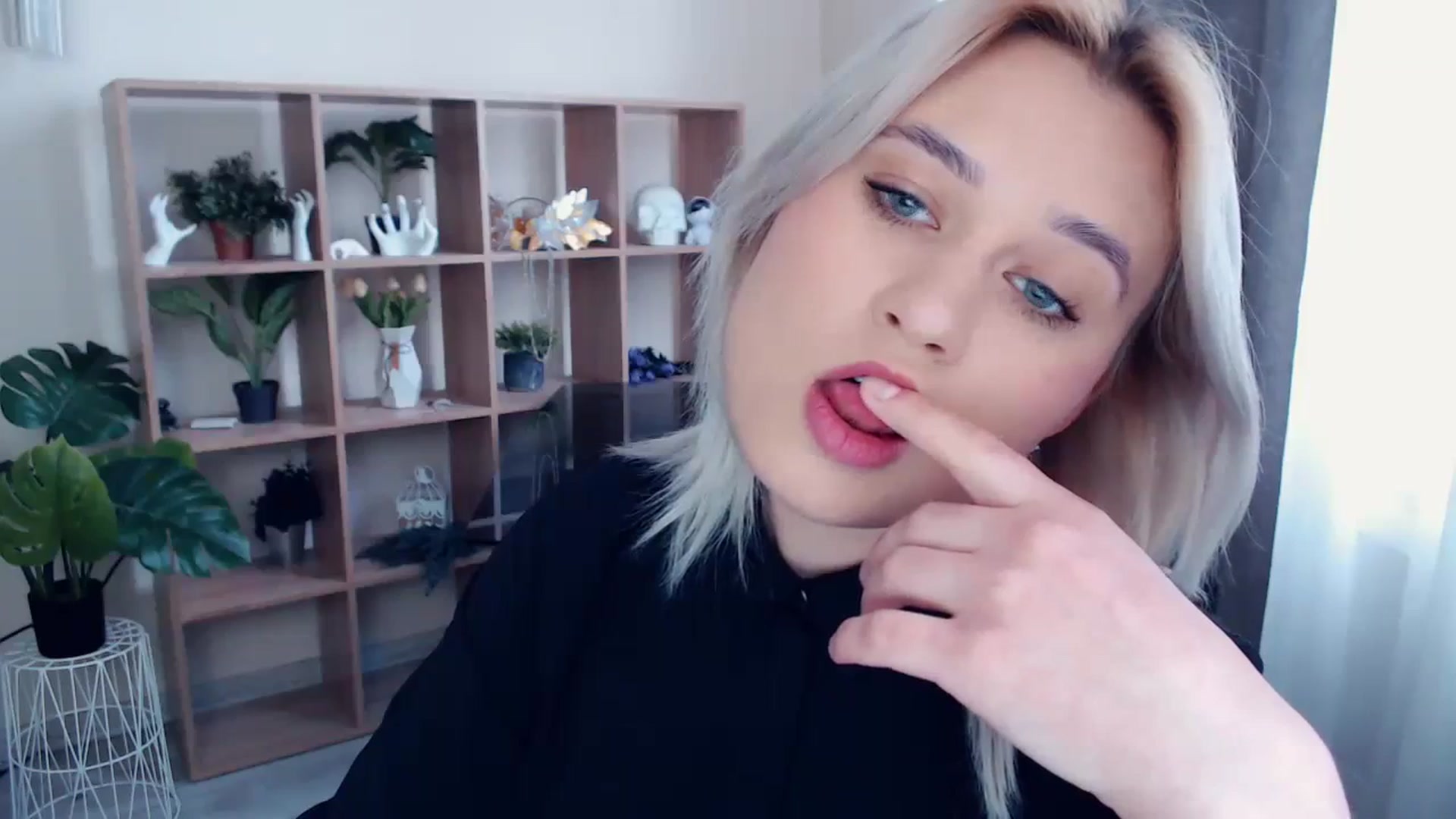 Gallery image thumbnail from Kukla_kolduna's myfreecams stream on, 04/14/2024, 14:27 image 20 of 20