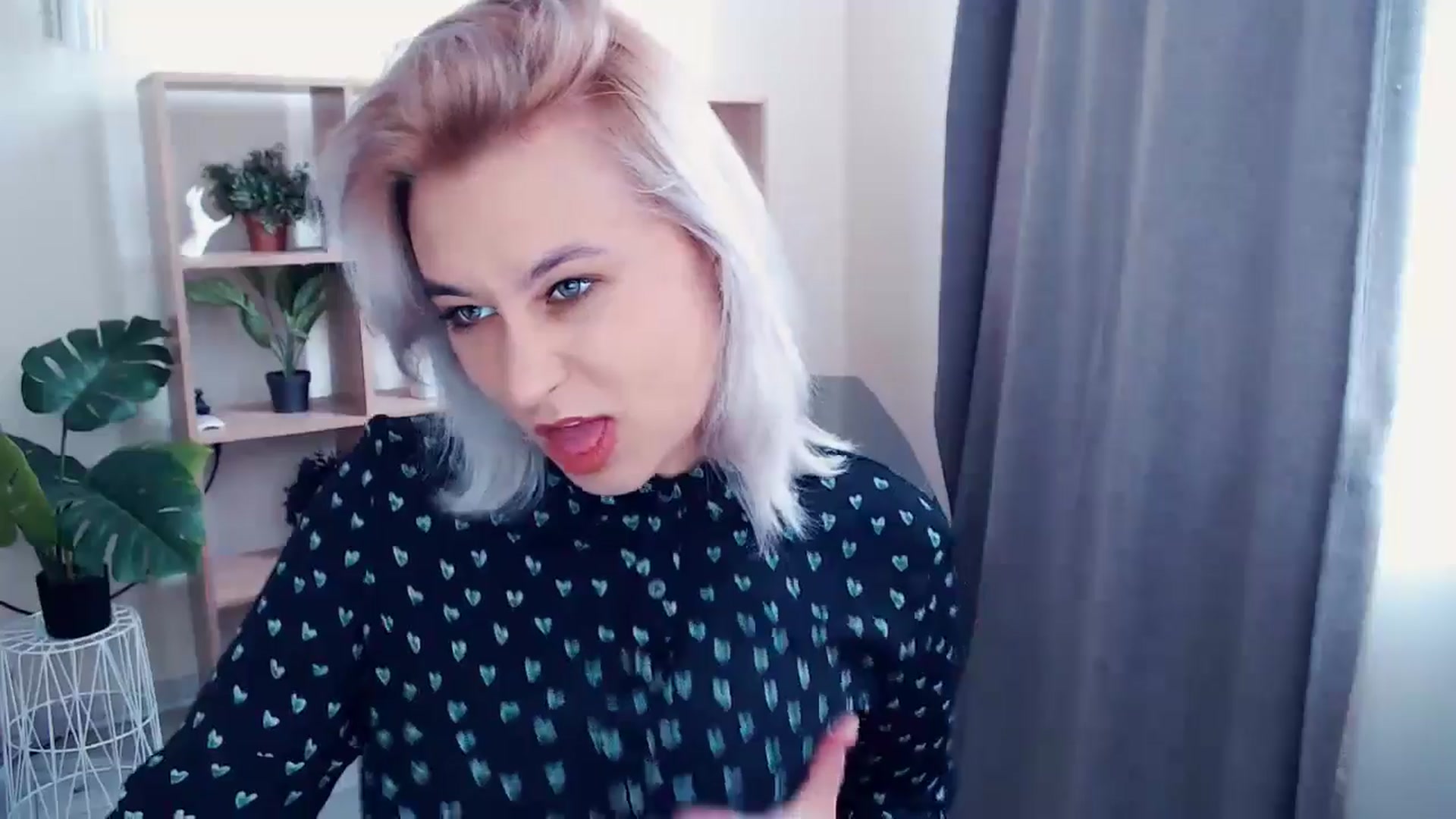 Gallery image thumbnail from Kukla_kolduna's myfreecams stream on, 04/21/2024, 13:12 image 4 of 20