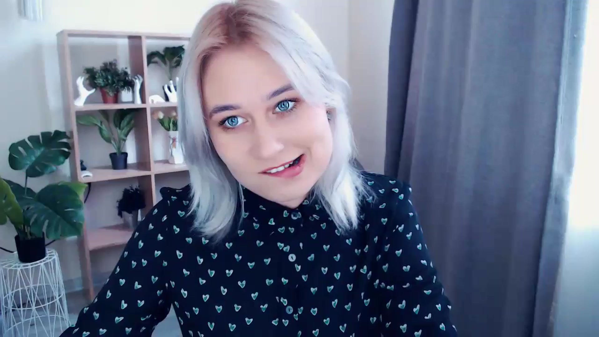 Gallery image thumbnail from Kukla_kolduna's myfreecams stream on, 04/21/2024, 13:12 image 1 of 20
