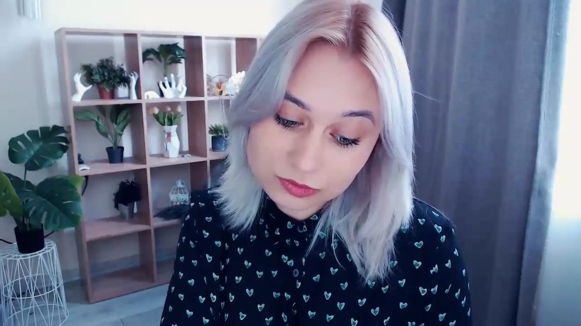 Gallery image thumbnail from Kukla_kolduna's myfreecams stream on, 04/21/2024, 13:12 image 13 of 20