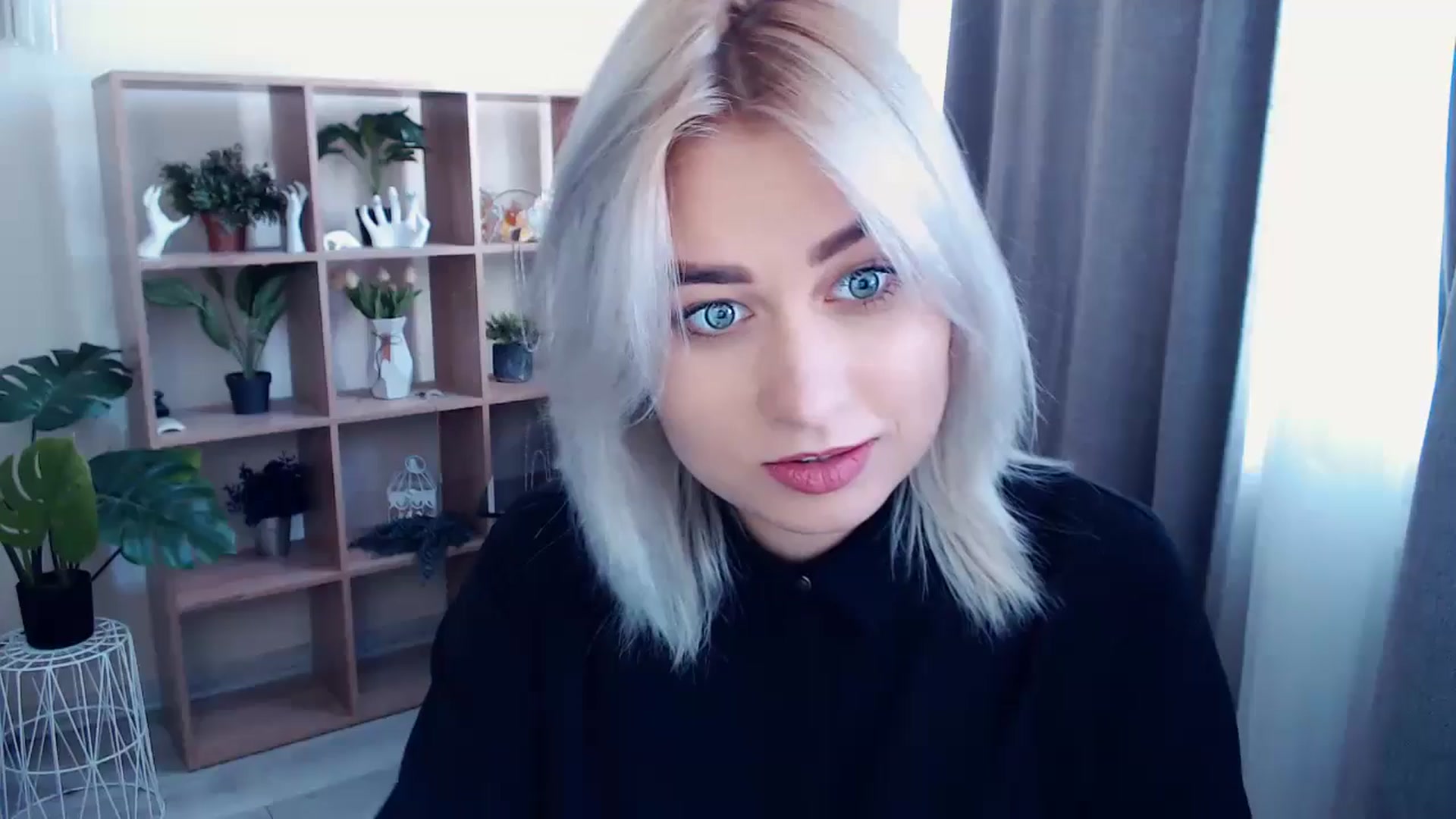 Gallery image thumbnail from Kukla_kolduna's myfreecams stream on, 04/28/2024, 14:43 image 6 of 20