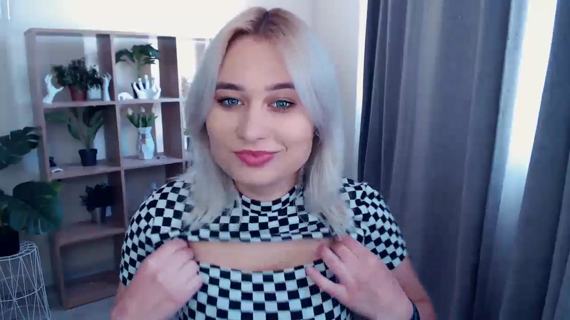 Gallery image thumbnail from Kukla_kolduna's myfreecams stream on, 05/02/2024, 13:02 image 7 of 20