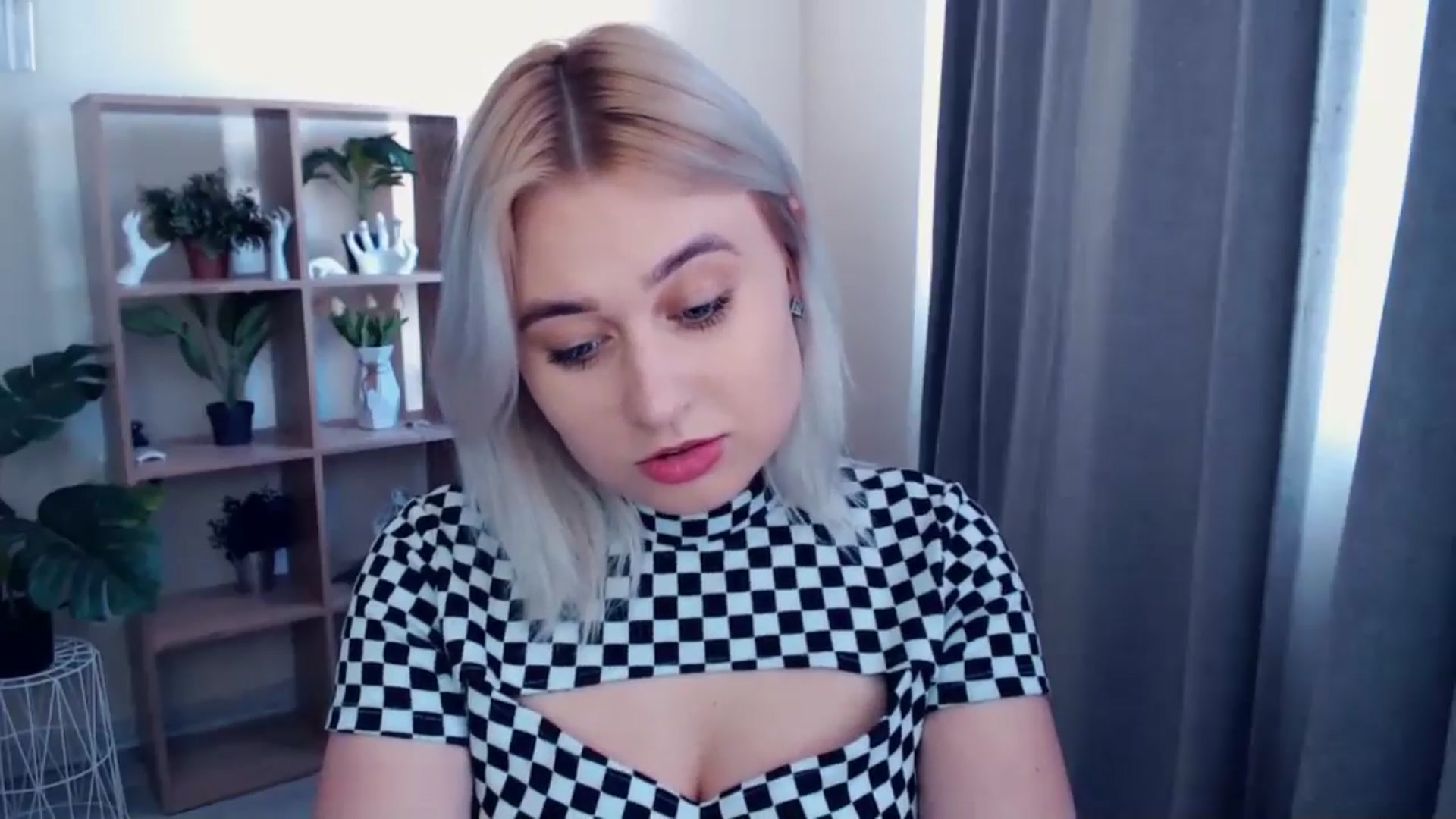 Gallery image thumbnail from Kukla_kolduna's myfreecams stream on, 05/02/2024, 14:13 image 19 of 20