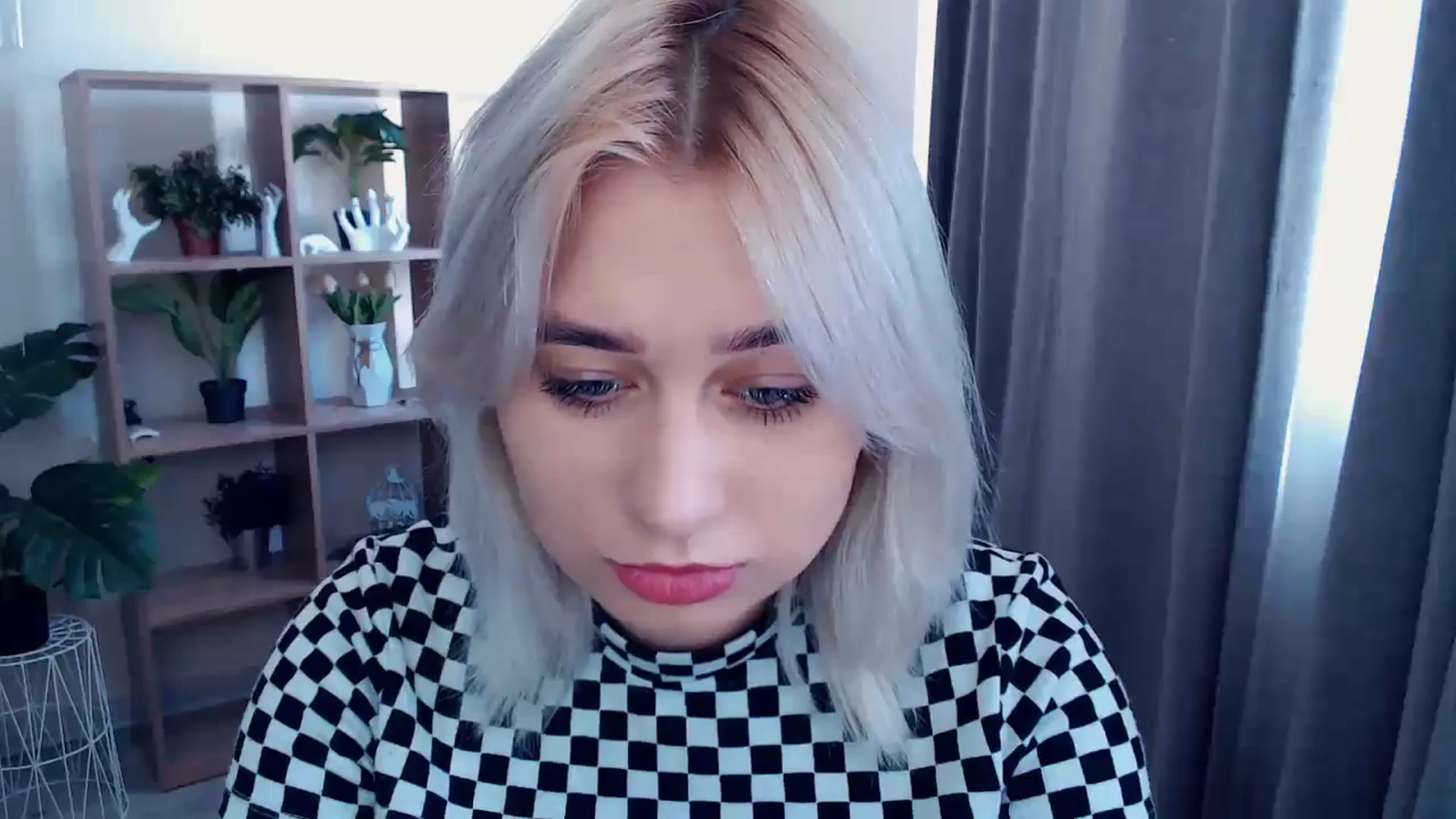 Gallery image thumbnail from Kukla_kolduna's myfreecams stream on, 05/02/2024, 14:13 image 2 of 20