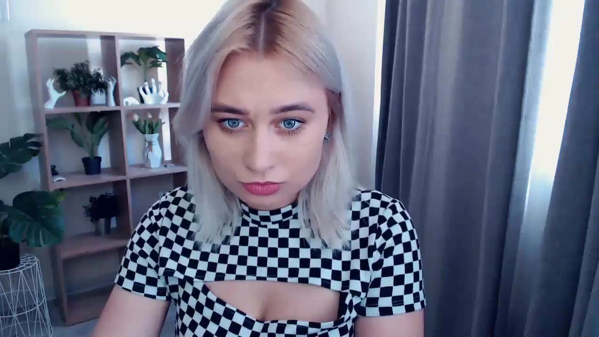 Gallery image thumbnail from Kukla_kolduna's myfreecams stream on, 05/02/2024, 14:13 image 4 of 20
