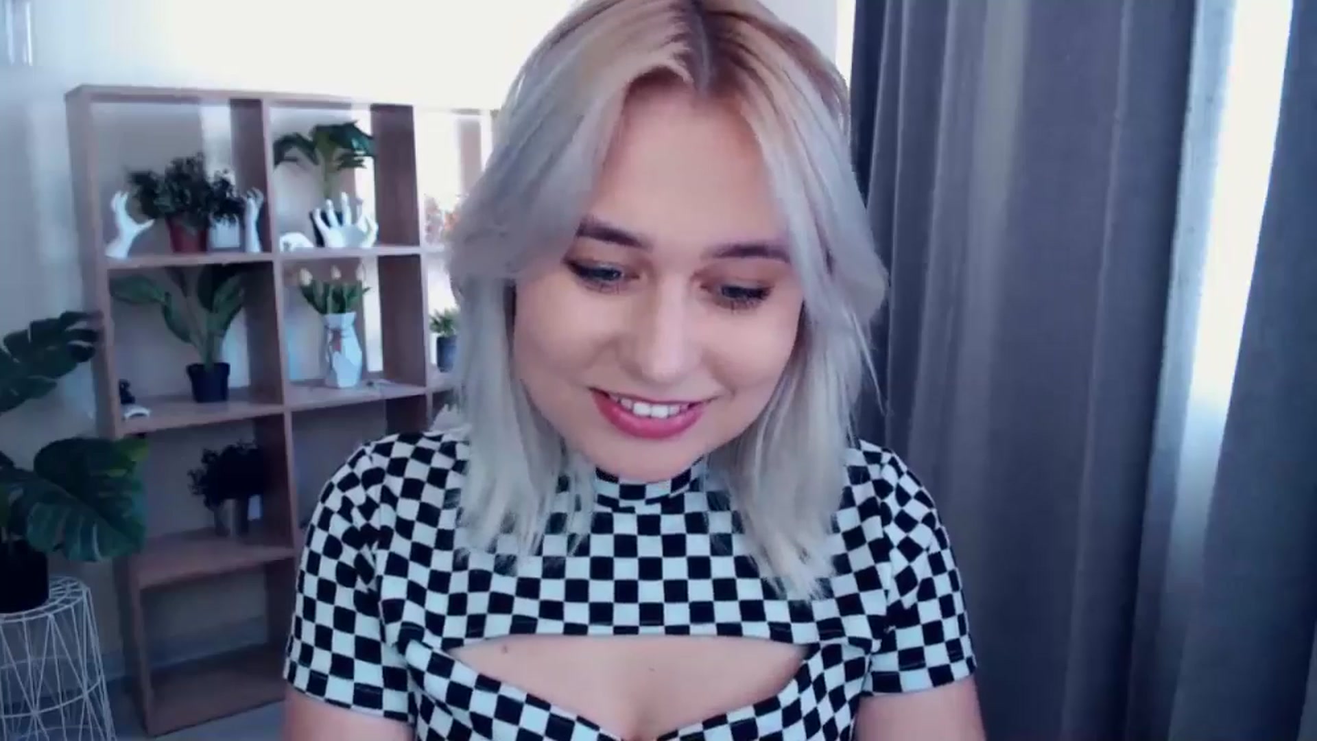 Gallery image thumbnail from Kukla_kolduna's myfreecams stream on, 05/02/2024, 14:13 image 15 of 20