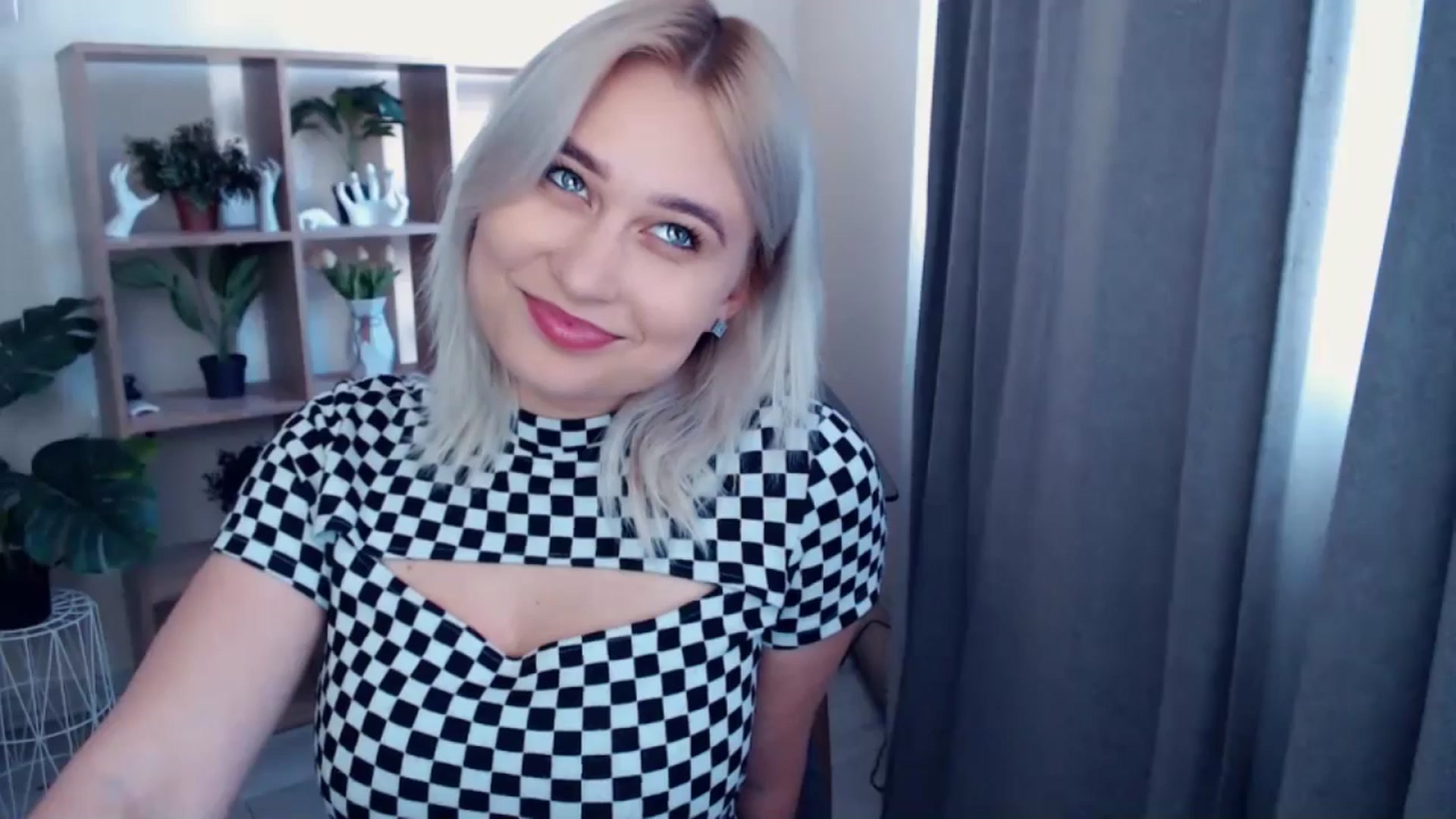 Gallery image thumbnail from Kukla_kolduna's myfreecams stream on, 05/02/2024, 15:47 image 11 of 20