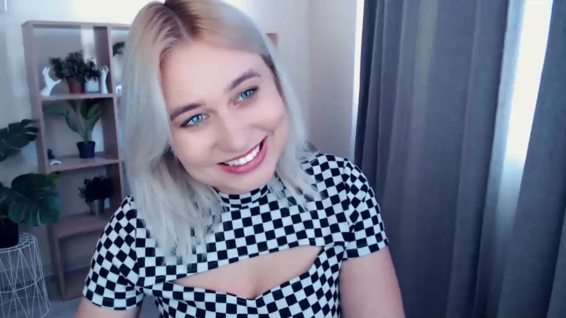 Gallery image thumbnail from Kukla_kolduna's myfreecams stream on, 05/02/2024, 15:47 image 7 of 20