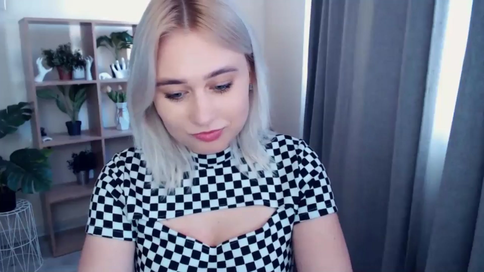 Gallery image thumbnail from Kukla_kolduna's myfreecams stream on, 05/02/2024, 15:47 image 8 of 20