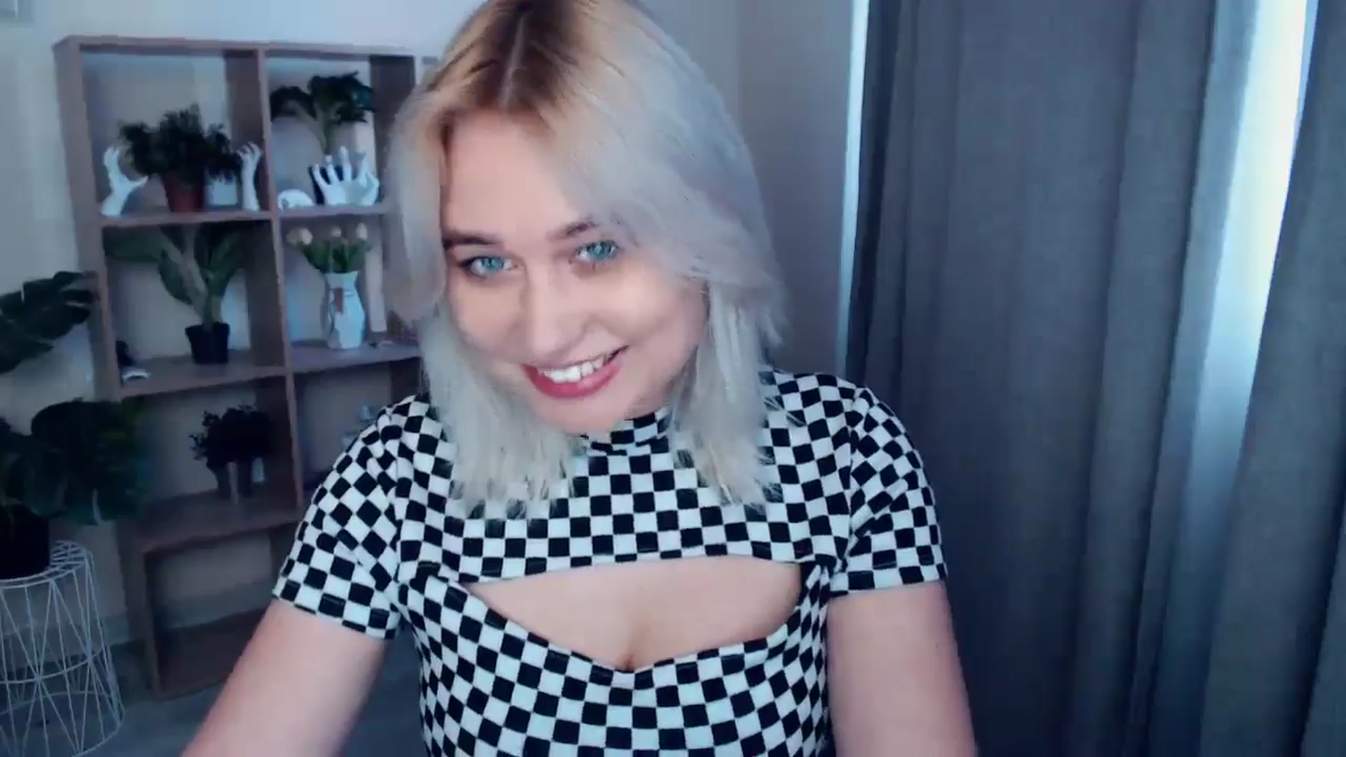 Gallery image thumbnail from Kukla_kolduna's myfreecams stream on, 05/02/2024, 17:53 image 2 of 20