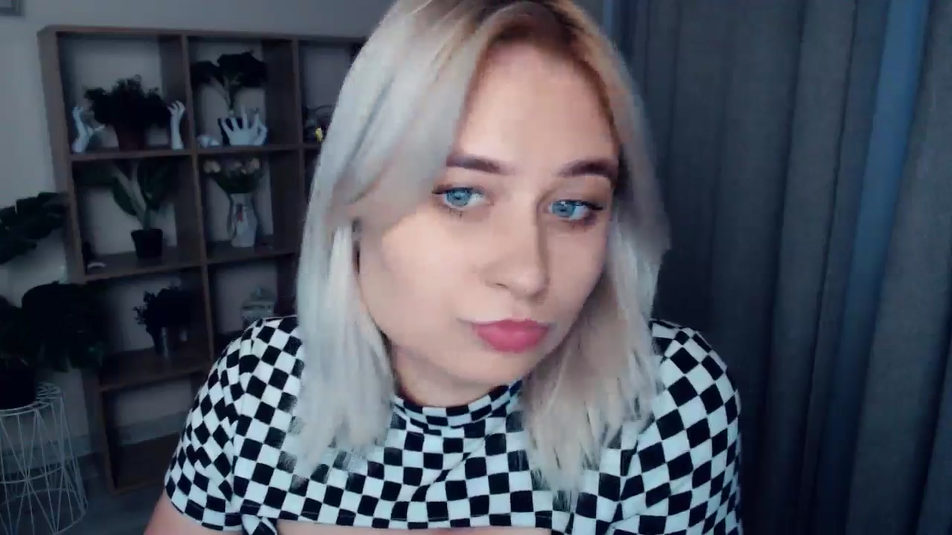 Gallery image thumbnail from Kukla_kolduna's myfreecams stream on, 05/02/2024, 17:53 image 15 of 20