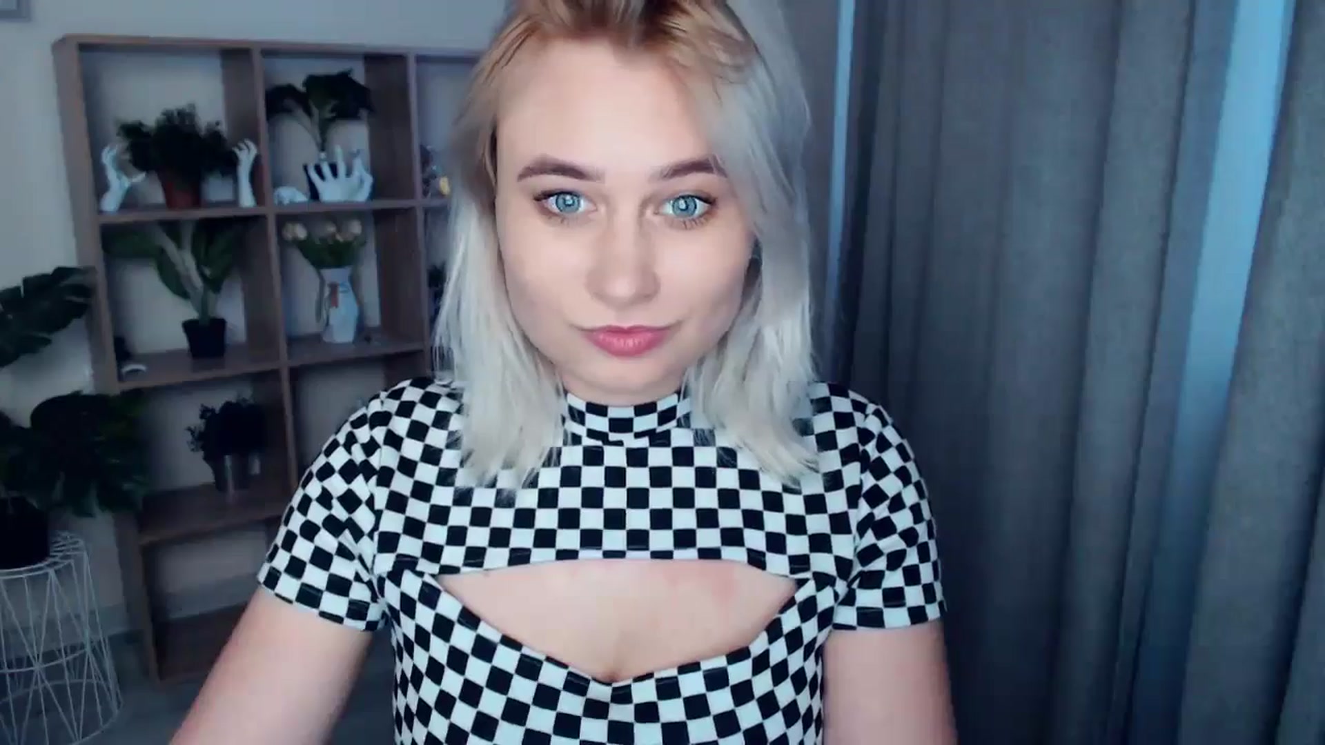 Gallery image thumbnail from Kukla_kolduna's myfreecams stream on, 05/02/2024, 17:53 image 7 of 20