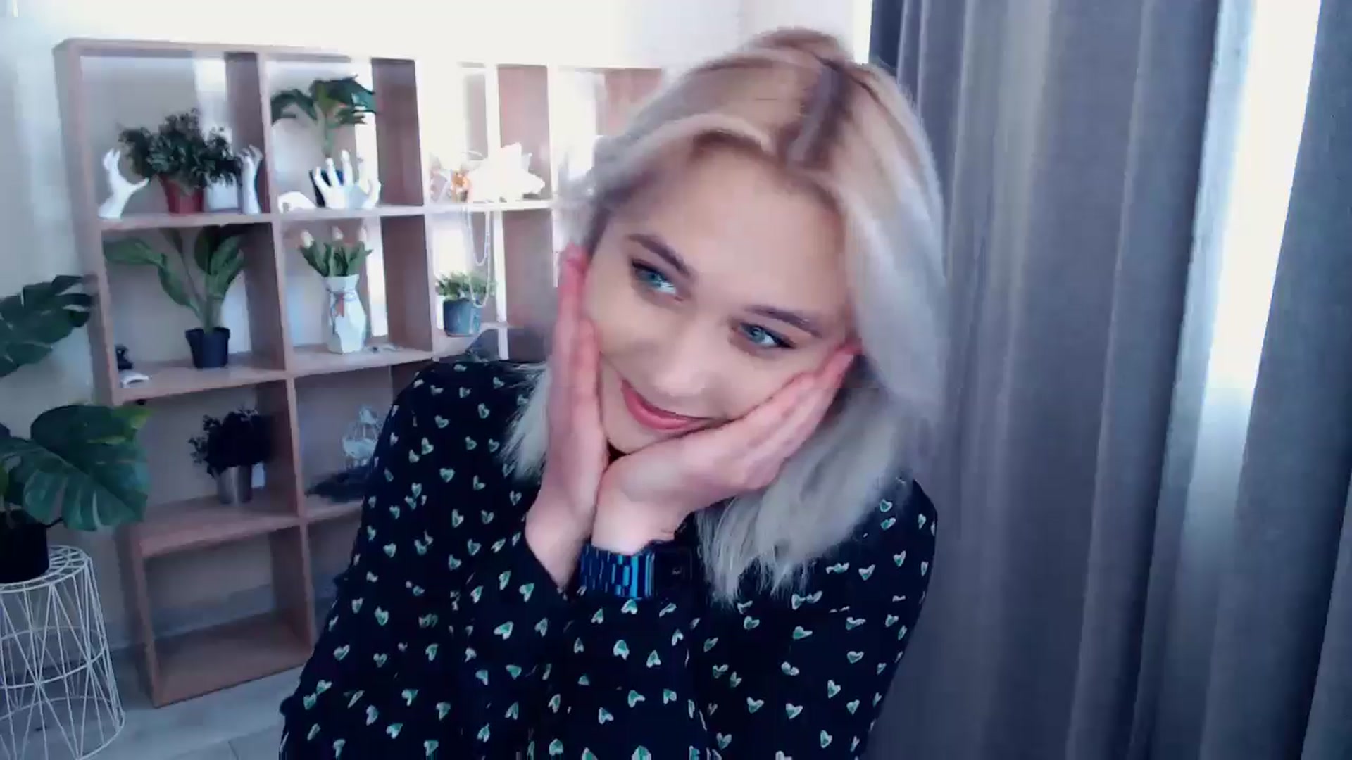Gallery image thumbnail from Kukla_kolduna's myfreecams stream on, 05/03/2024, 14:03 image 7 of 20