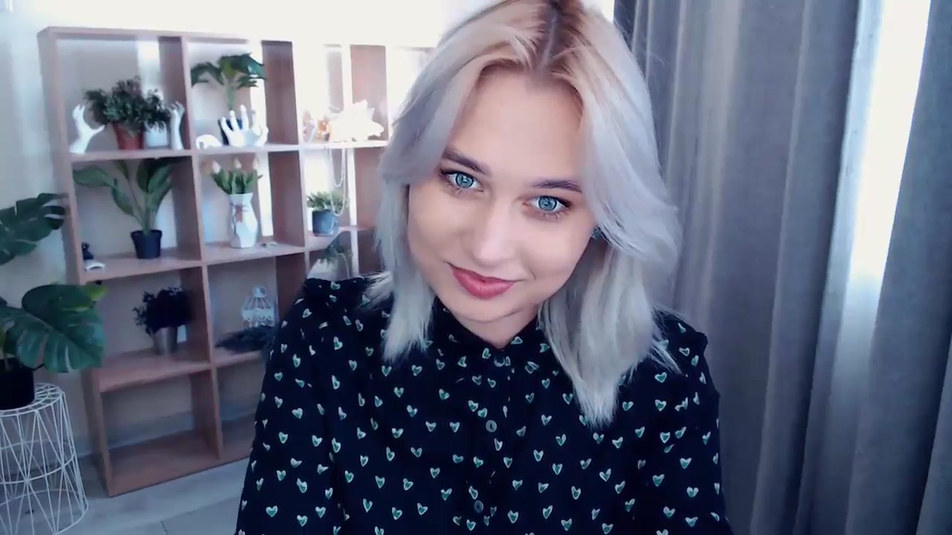 Gallery image thumbnail from Kukla_kolduna's myfreecams stream on, 05/03/2024, 14:03 image 11 of 20
