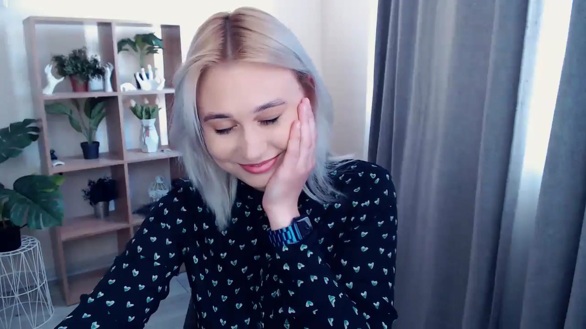 Gallery image thumbnail from Kukla_kolduna's myfreecams stream on, 05/03/2024, 14:03 image 9 of 20
