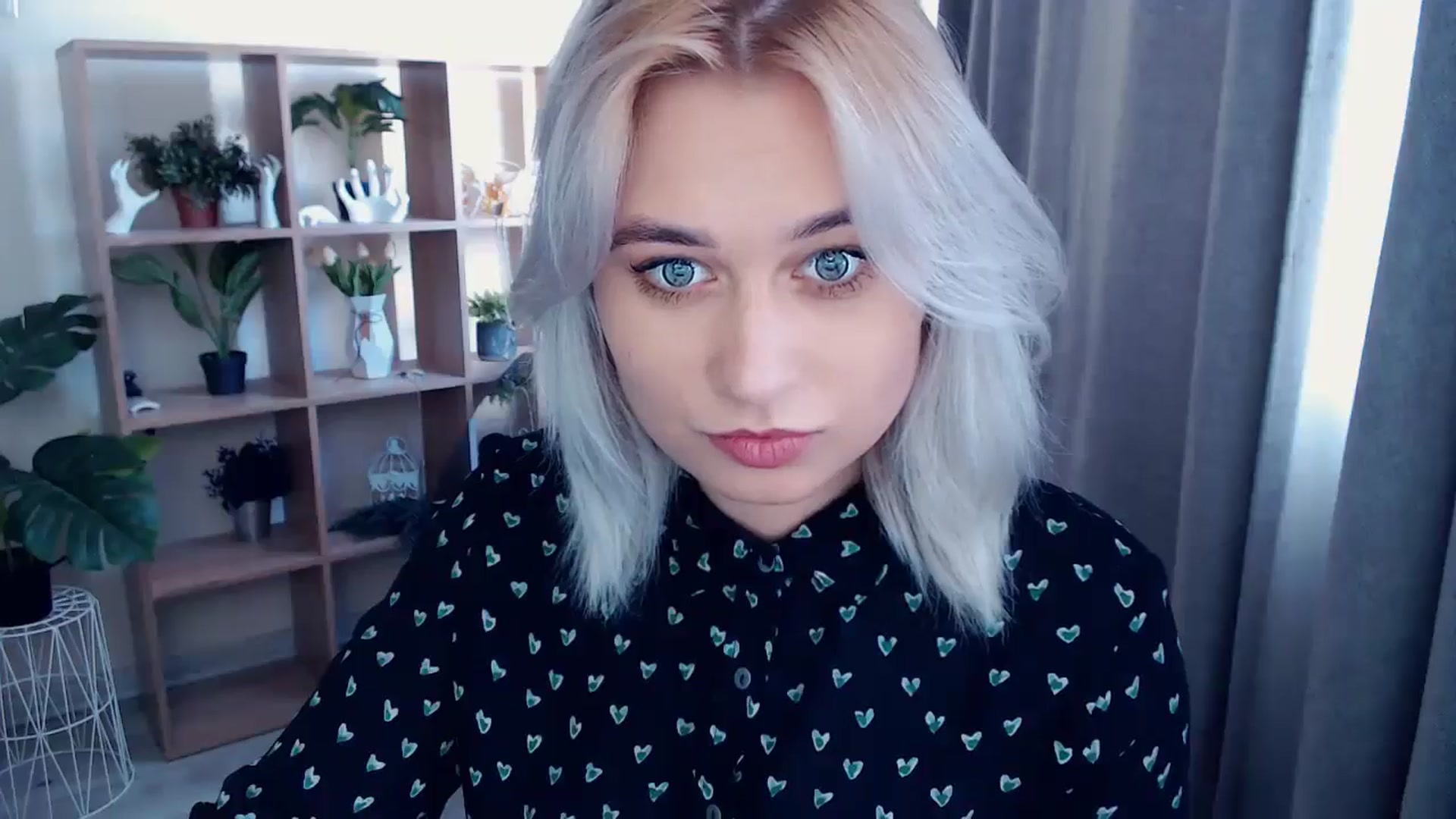 Gallery image thumbnail from Kukla_kolduna's myfreecams stream on, 05/03/2024, 14:27 image 15 of 20