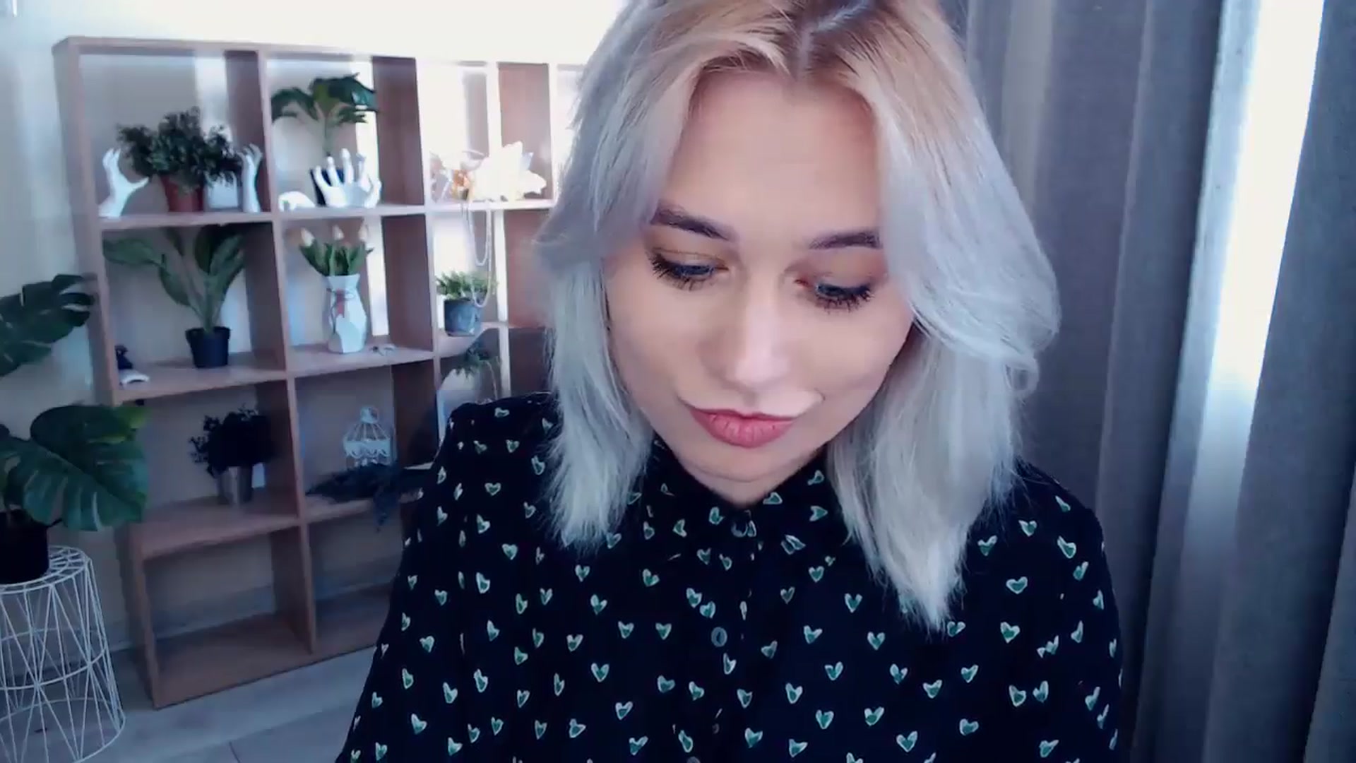 Gallery image thumbnail from Kukla_kolduna's myfreecams stream on, 05/03/2024, 14:27 image 17 of 20