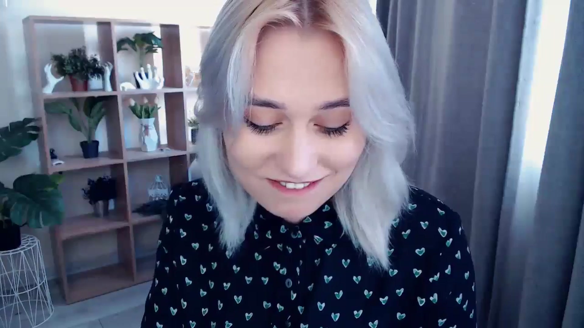 Gallery image thumbnail from Kukla_kolduna's myfreecams stream on, 05/03/2024, 14:27 image 6 of 20