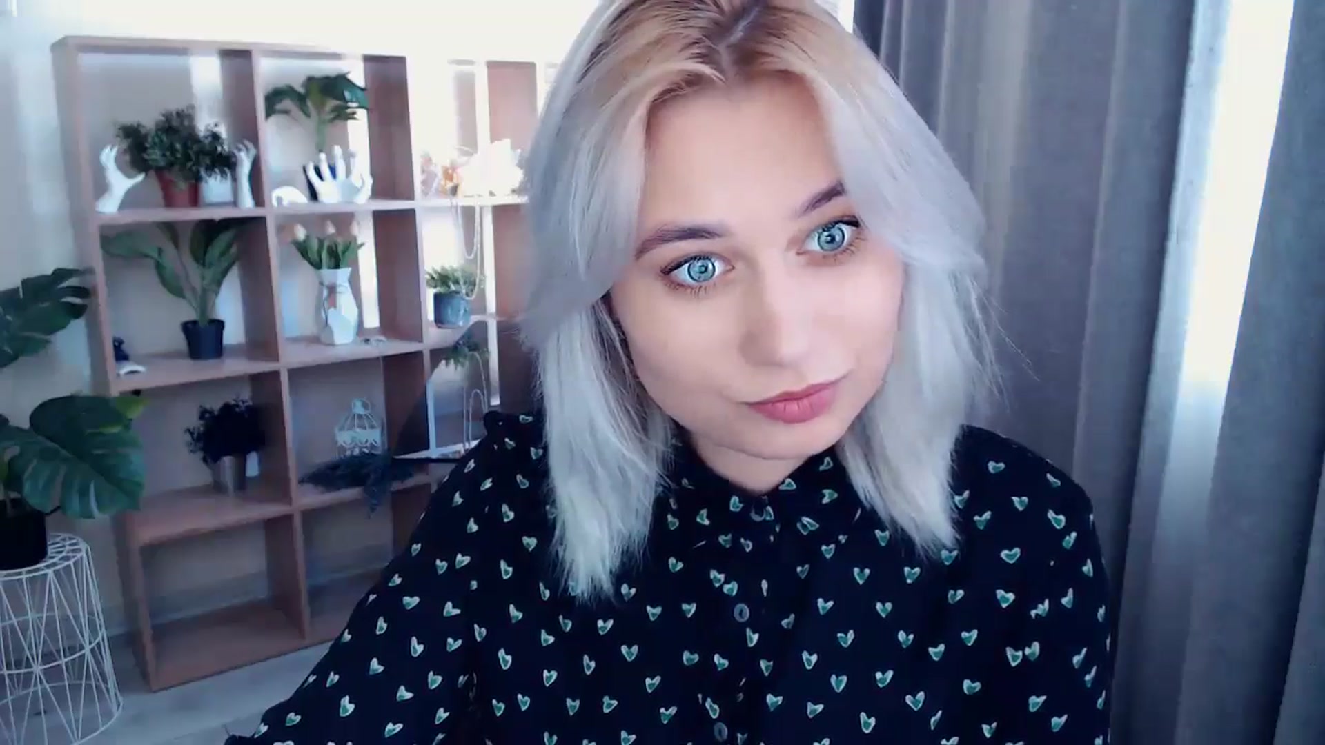 Gallery image thumbnail from Kukla_kolduna's myfreecams stream on, 05/03/2024, 14:27 image 14 of 20