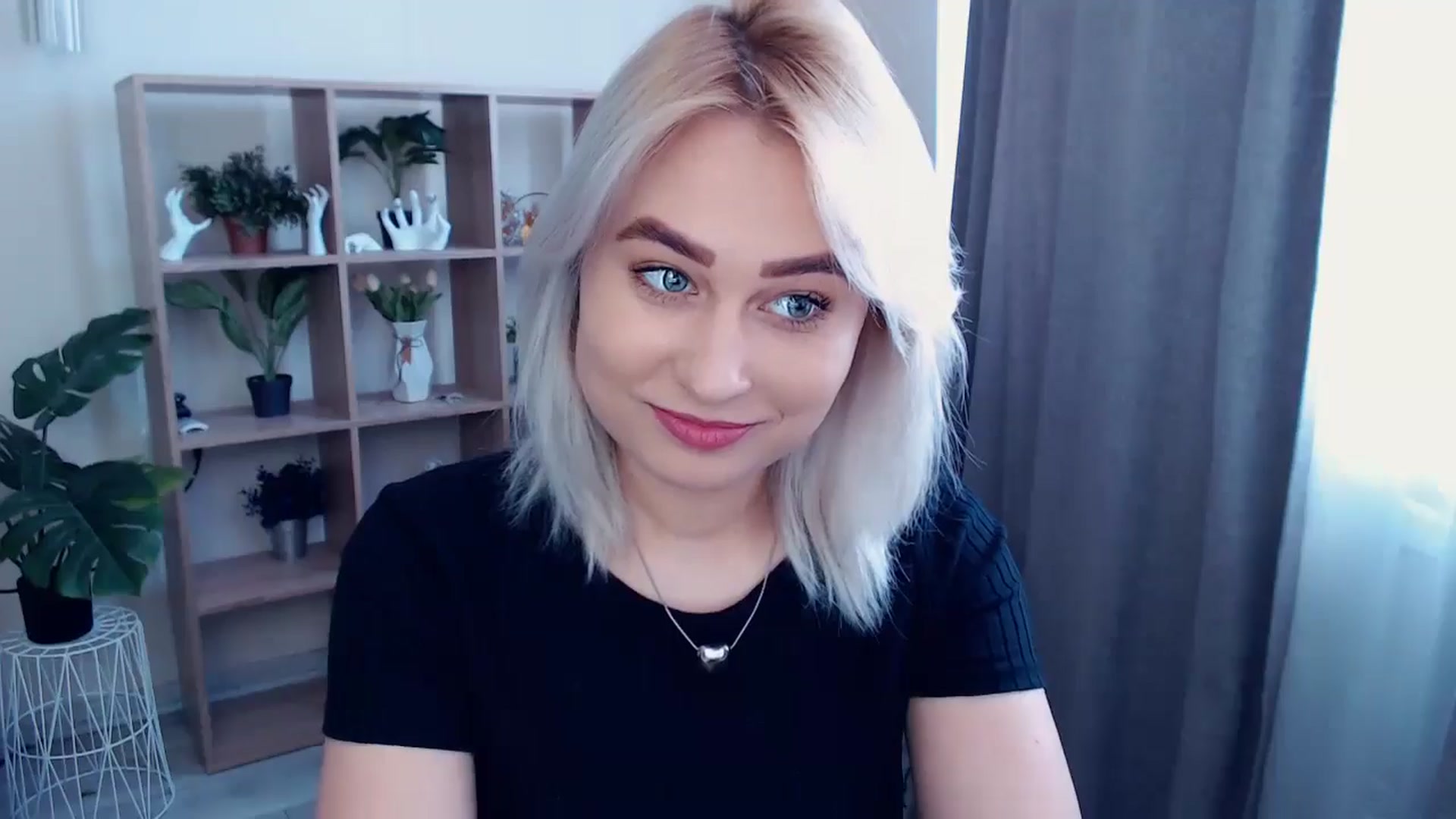 Gallery image thumbnail from Kukla_kolduna's myfreecams stream on, 05/04/2024, 09:40 image 5 of 20