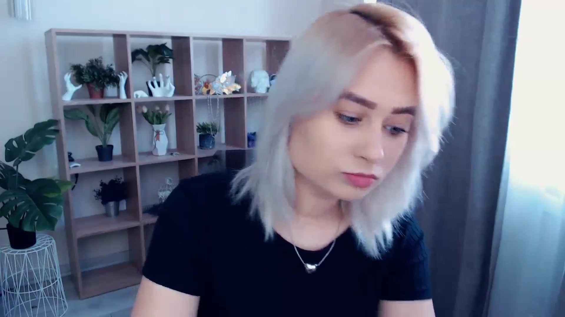 Gallery image thumbnail from Kukla_kolduna's myfreecams stream on, 05/04/2024, 09:40 image 3 of 20
