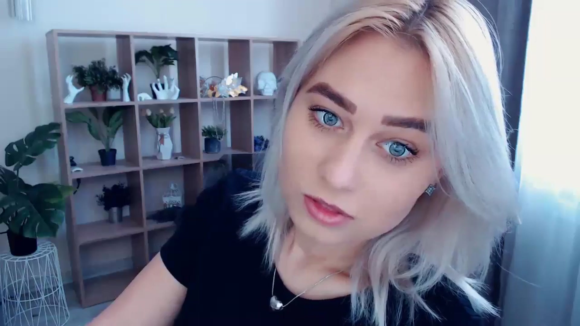 Gallery image thumbnail from Kukla_kolduna's myfreecams stream on, 05/04/2024, 09:40 image 15 of 20