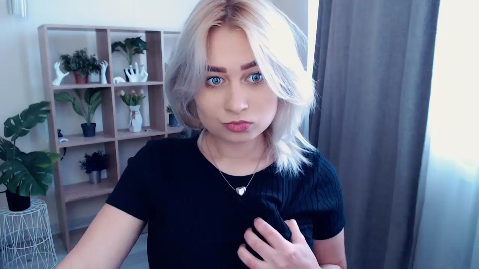 Gallery image thumbnail from Kukla_kolduna's myfreecams stream on, 05/04/2024, 09:40 image 19 of 20