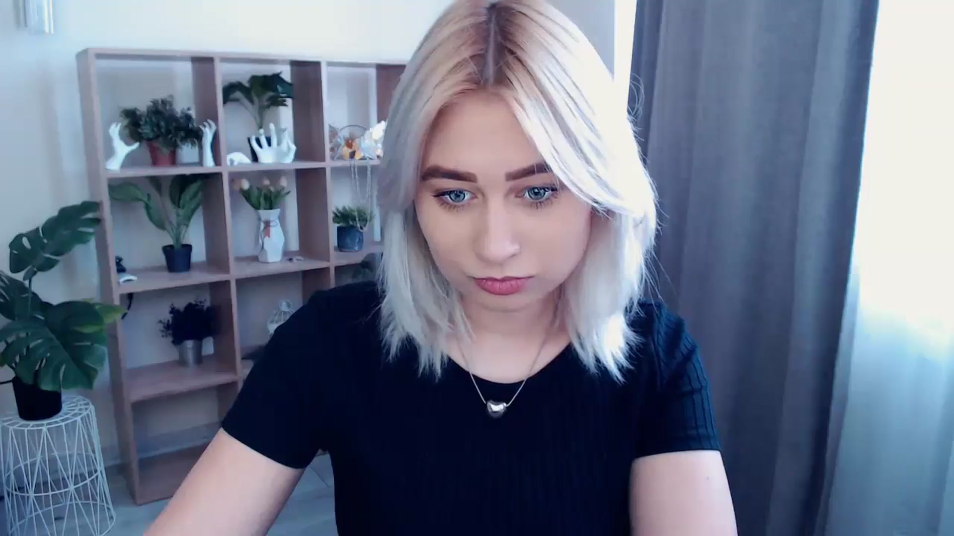 Gallery image thumbnail from Kukla_kolduna's myfreecams stream on, 05/04/2024, 09:55 image 2 of 20