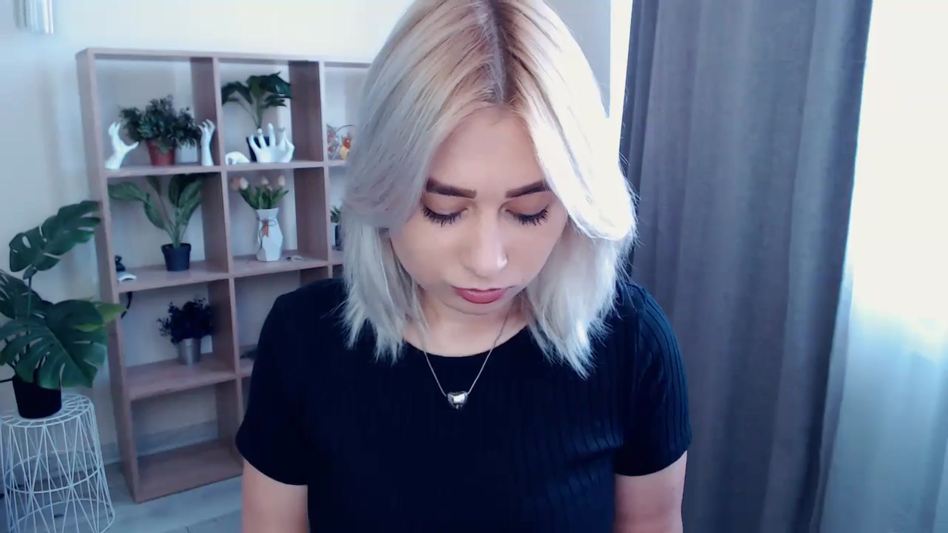 Gallery image thumbnail from Kukla_kolduna's myfreecams stream on, 05/04/2024, 09:55 image 6 of 20