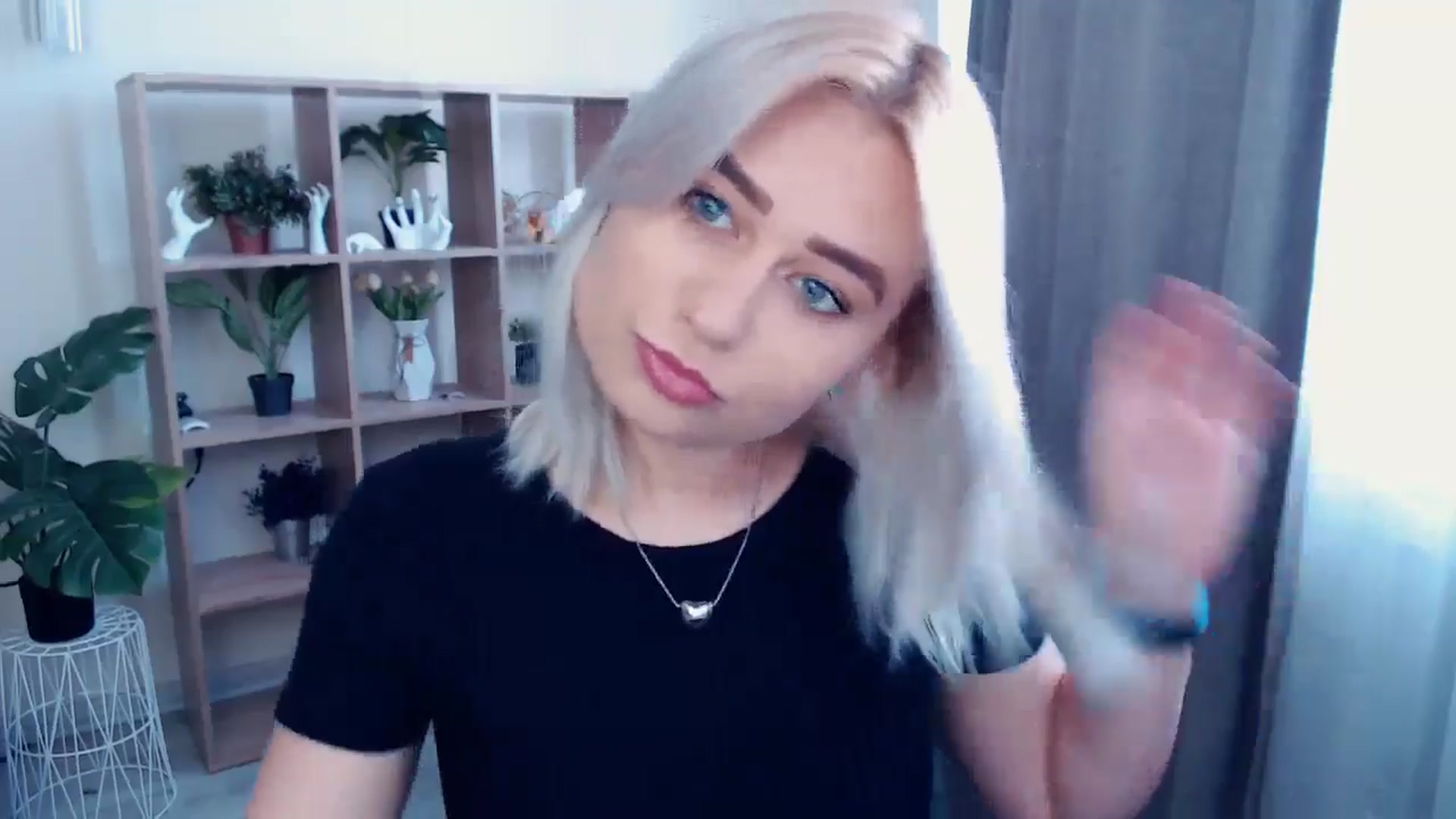 Gallery image thumbnail from Kukla_kolduna's myfreecams stream on, 05/04/2024, 09:55 image 8 of 20