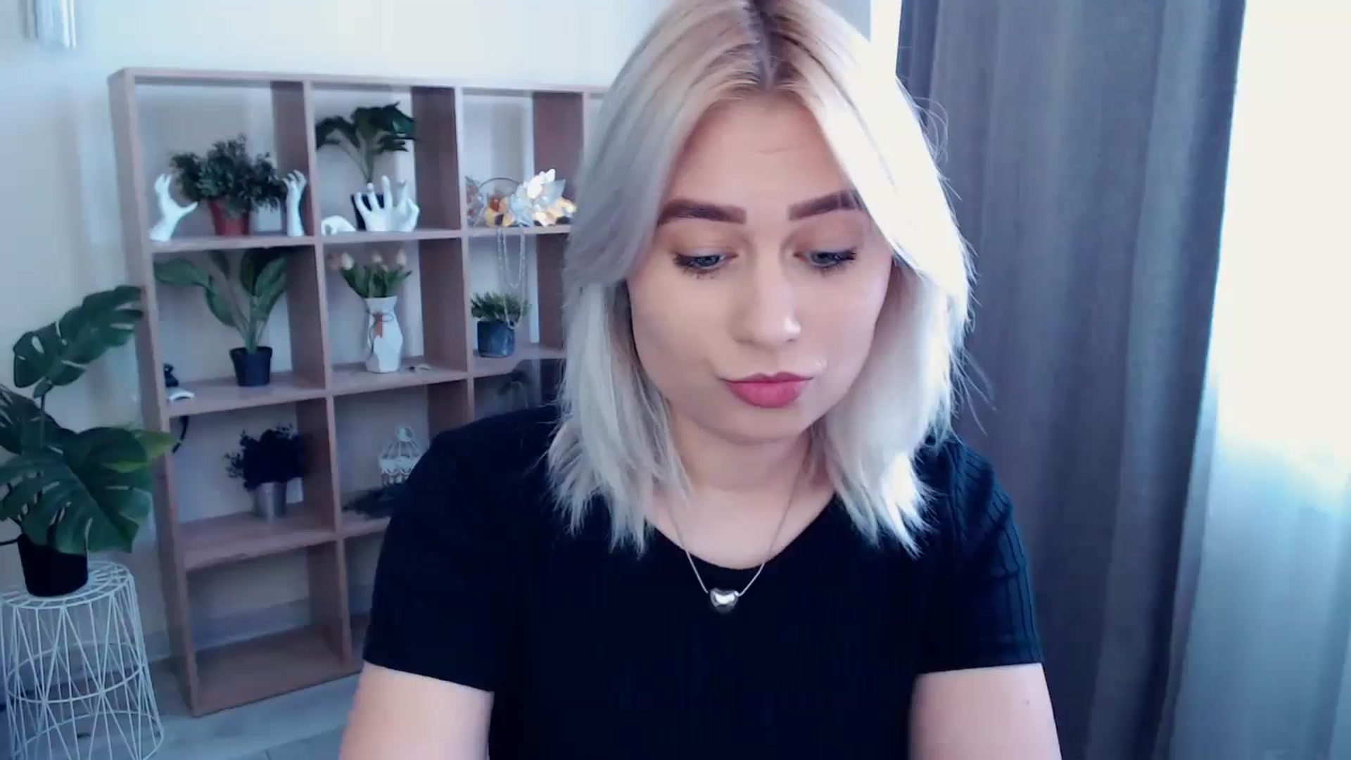 Gallery image thumbnail from Kukla_kolduna's myfreecams stream on, 05/04/2024, 09:55 image 1 of 20