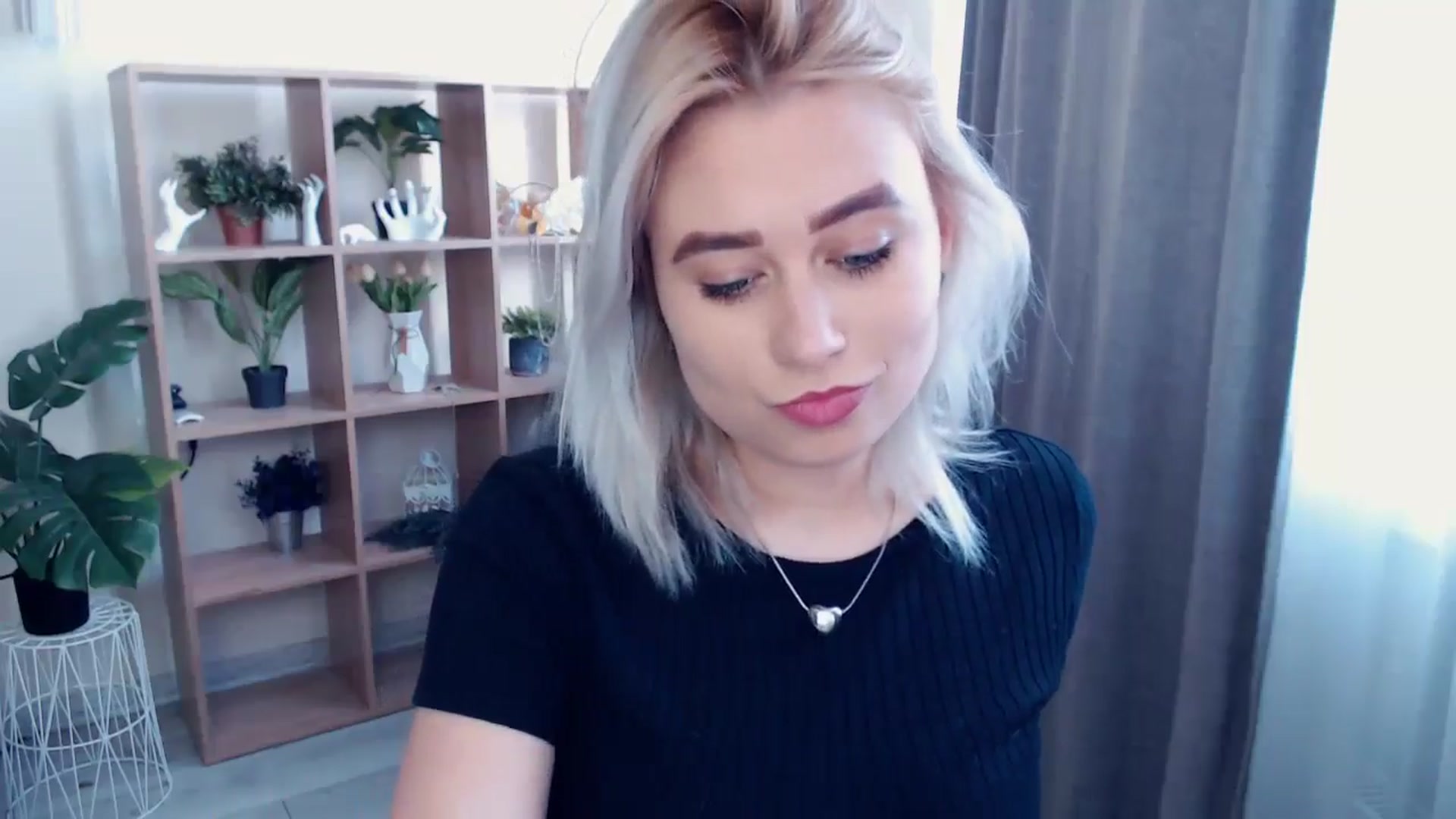 Gallery image thumbnail from Kukla_kolduna's myfreecams stream on, 05/04/2024, 15:01 image 8 of 20