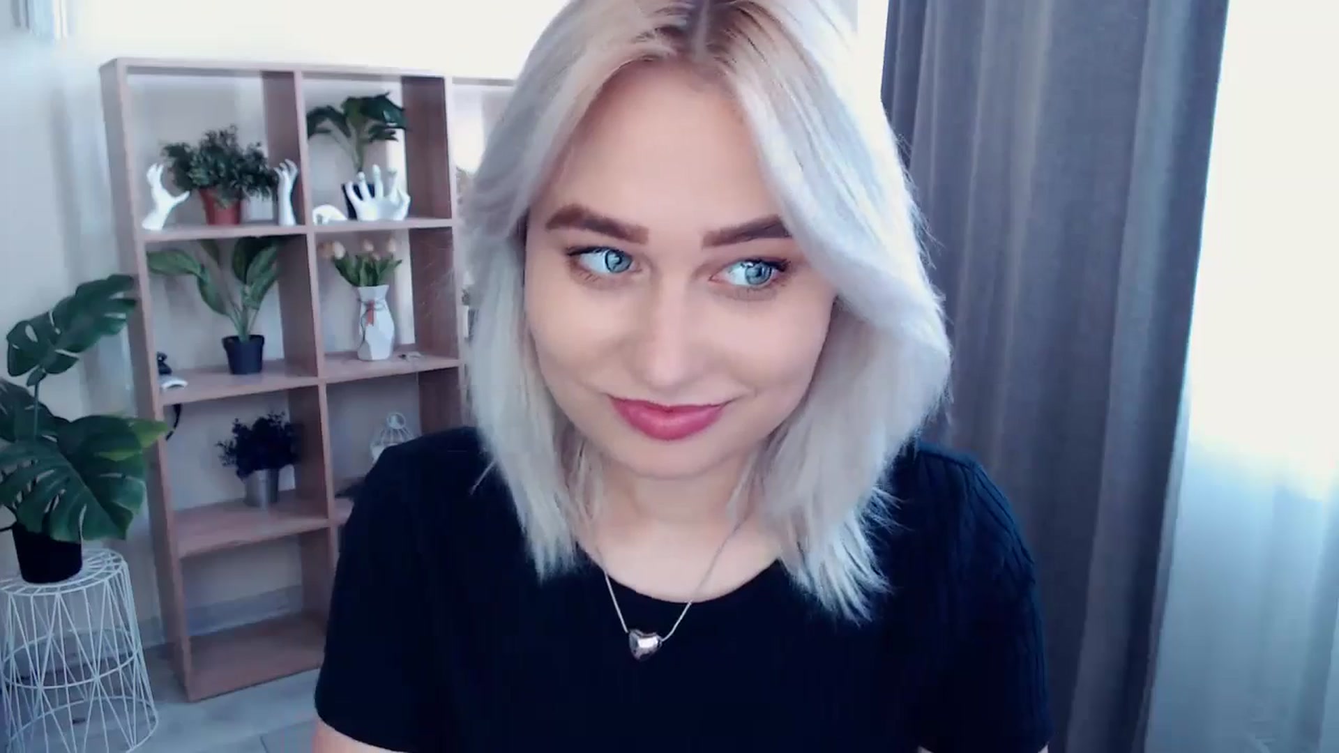 Gallery image thumbnail from Kukla_kolduna's myfreecams stream on, 05/04/2024, 15:01 image 17 of 20