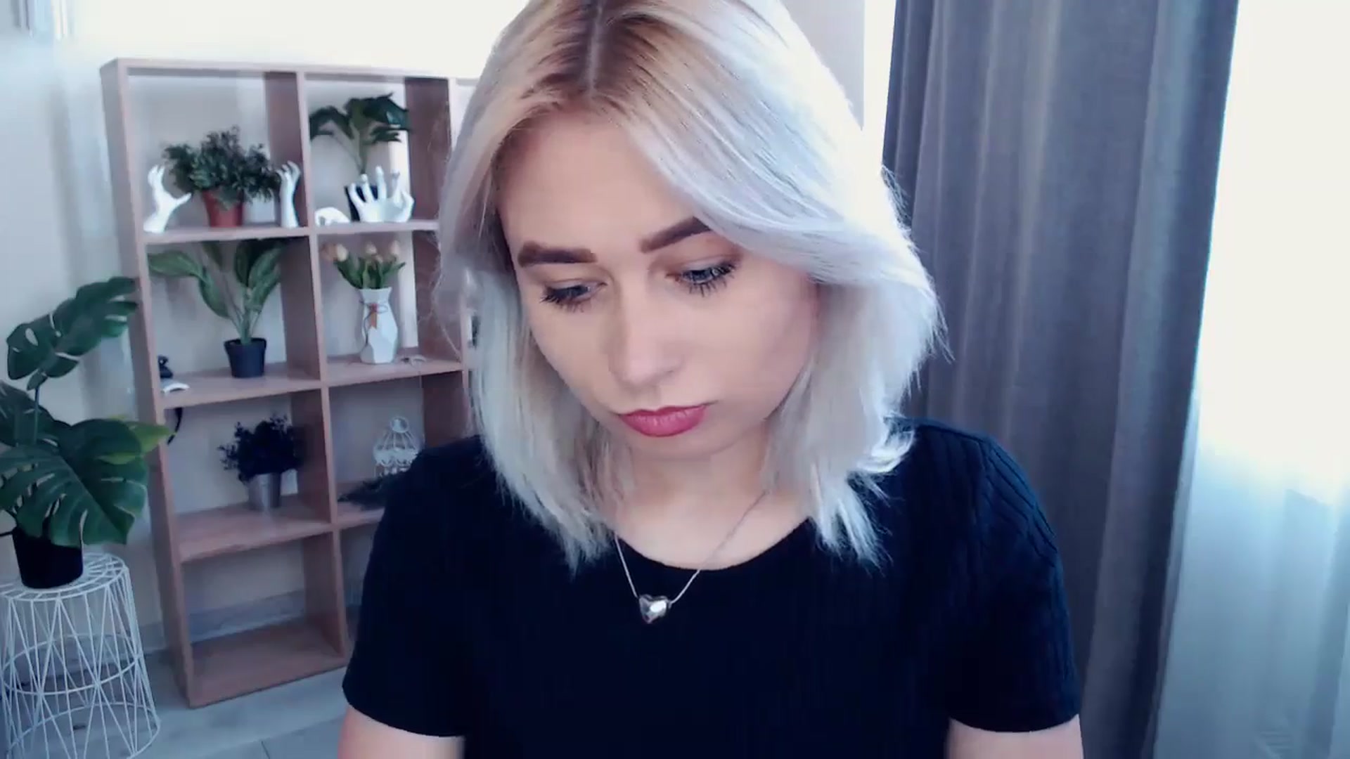 Gallery image thumbnail from Kukla_kolduna's myfreecams stream on, 05/04/2024, 15:01 image 14 of 20