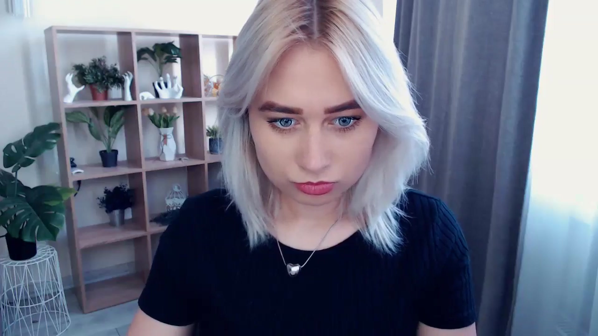 Gallery image thumbnail from Kukla_kolduna's myfreecams stream on, 05/04/2024, 15:01 image 16 of 20