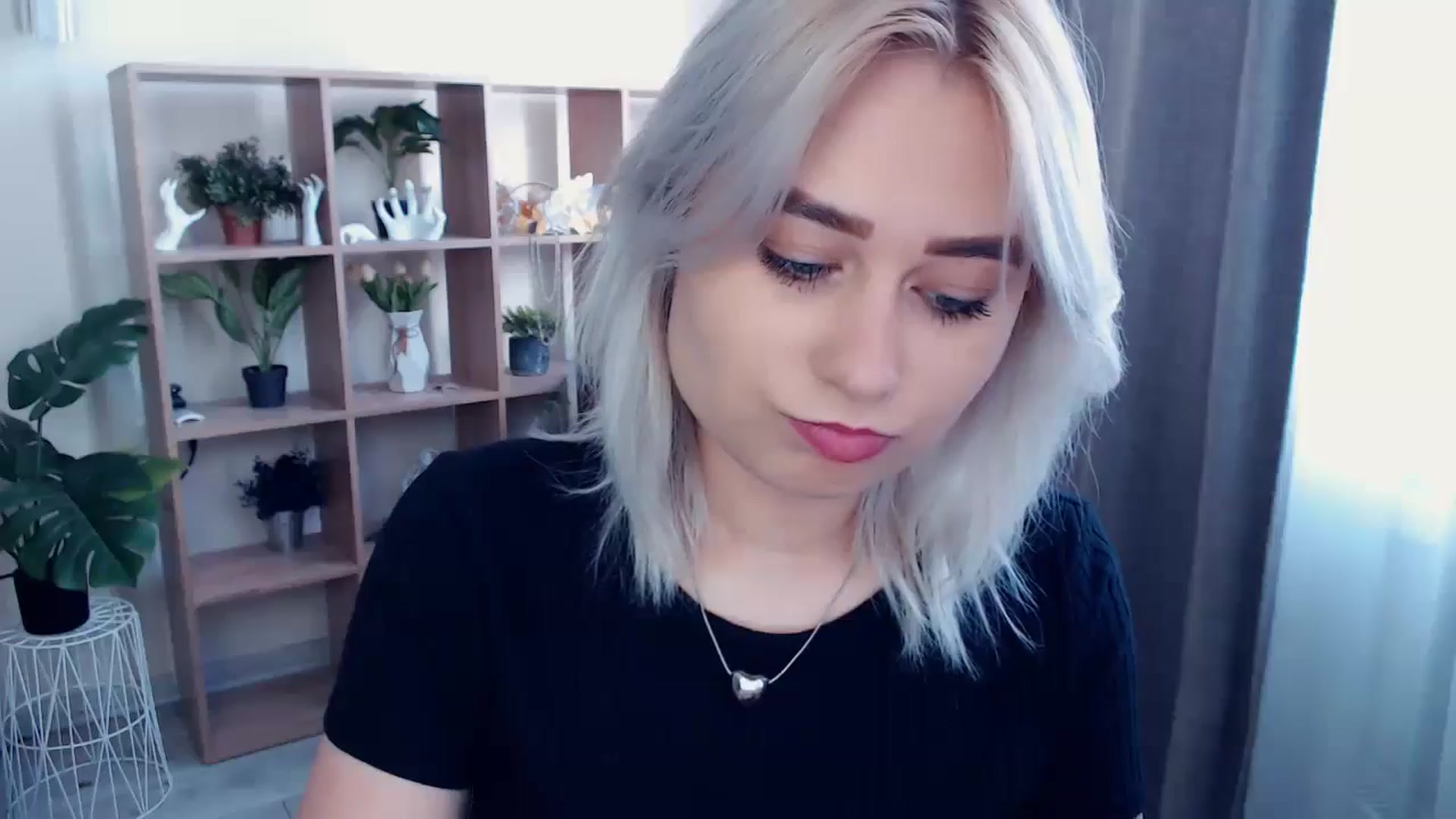 Gallery image thumbnail from Kukla_kolduna's myfreecams stream on, 05/04/2024, 15:01 image 6 of 20