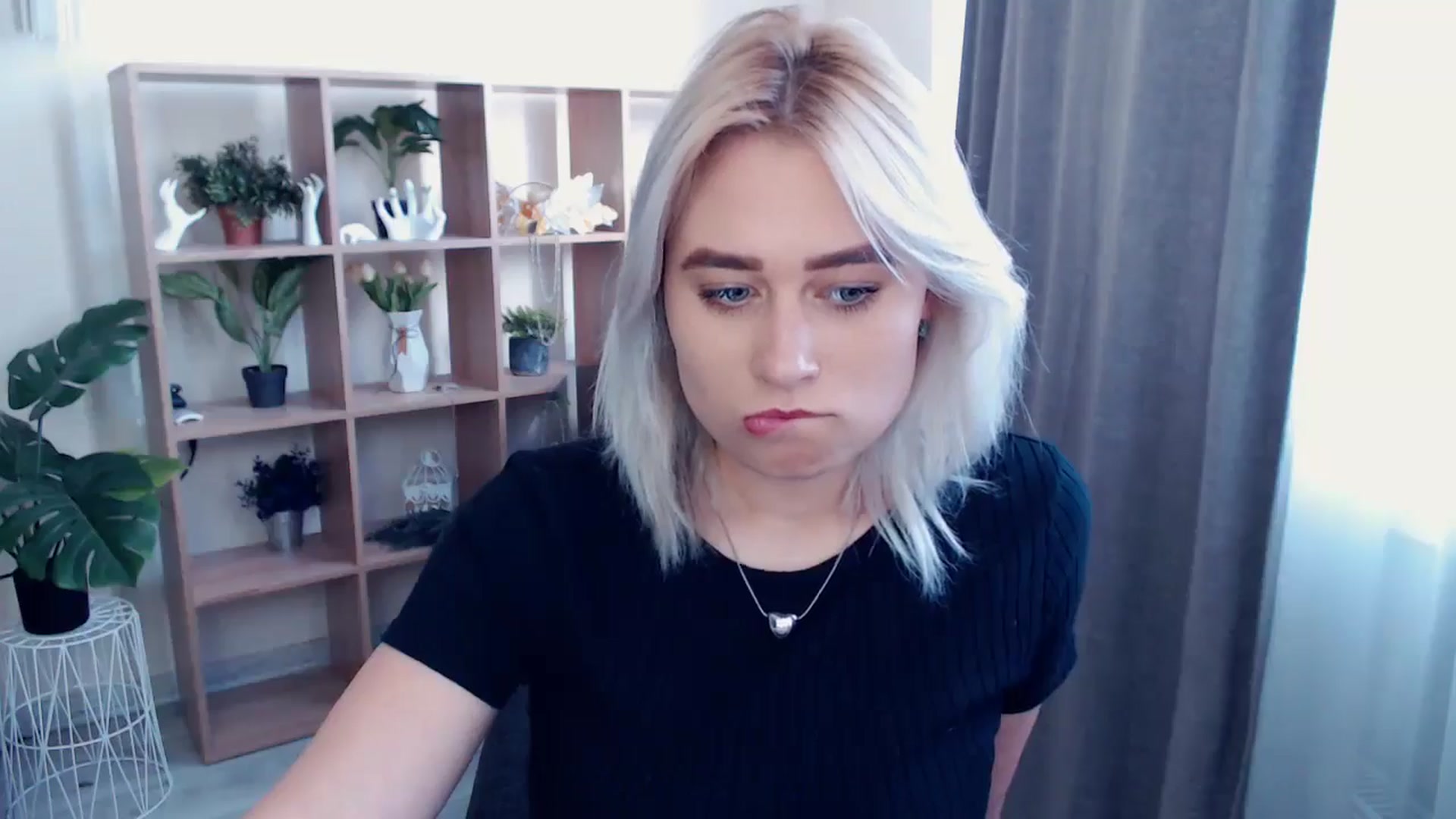 Gallery image thumbnail from Kukla_kolduna's myfreecams stream on, 05/04/2024, 15:01 image 9 of 20
