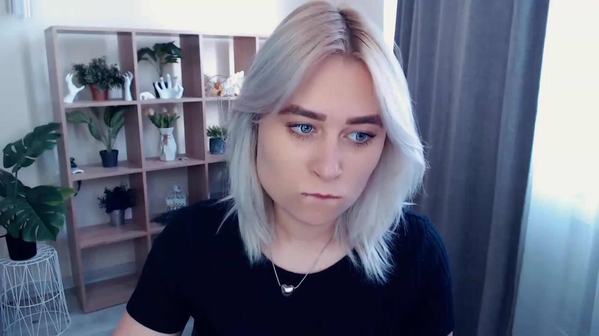 Gallery image thumbnail from Kukla_kolduna's myfreecams stream on, 05/04/2024, 15:01 image 18 of 20