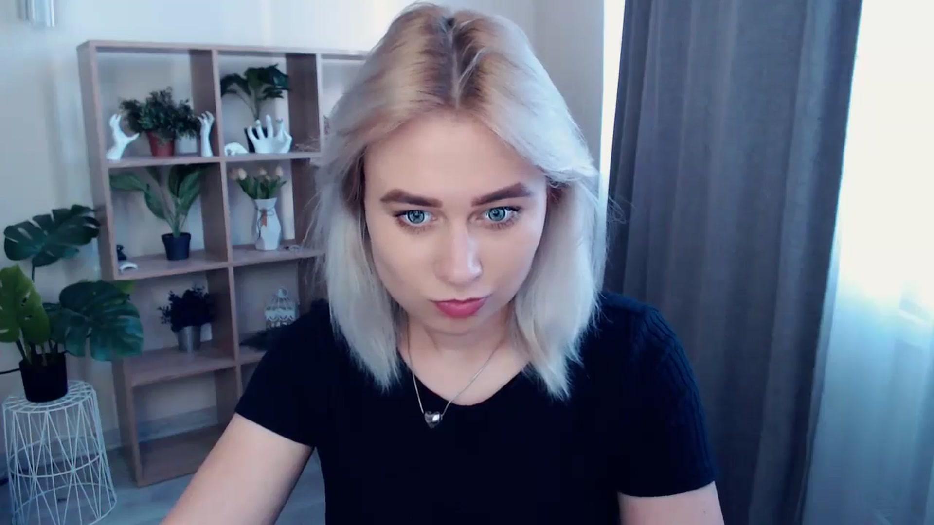 Gallery image thumbnail from Kukla_kolduna's myfreecams stream on, 05/04/2024, 16:51 image 2 of 20