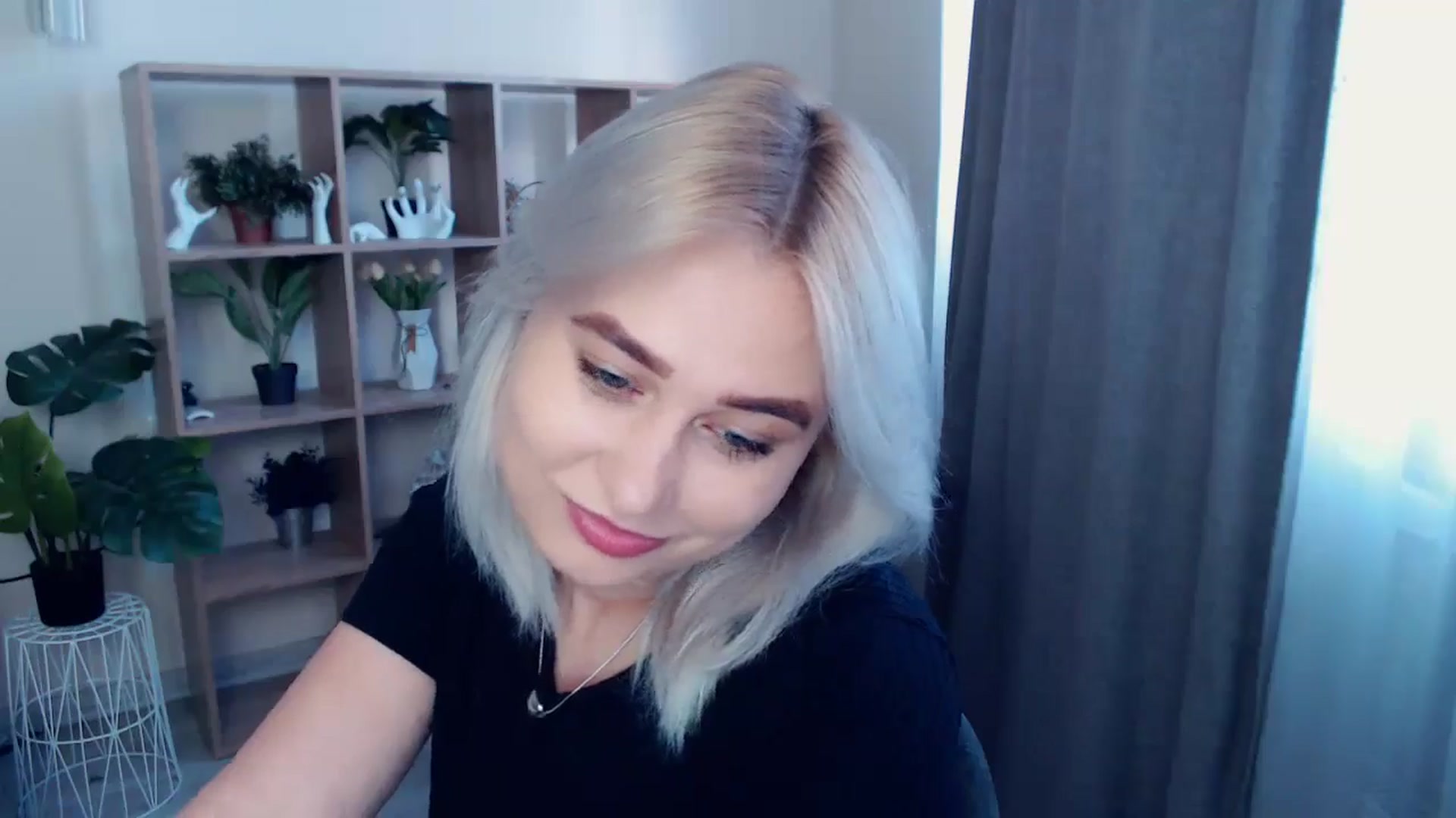 Gallery image thumbnail from Kukla_kolduna's myfreecams stream on, 05/04/2024, 16:51 image 9 of 20