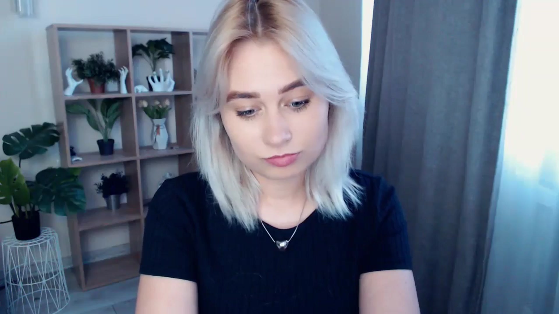 Gallery image thumbnail from Kukla_kolduna's myfreecams stream on, 05/04/2024, 16:51 image 19 of 20