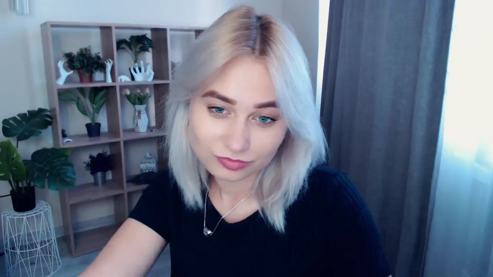 Gallery image thumbnail from Kukla_kolduna's myfreecams stream on, 05/04/2024, 16:51 image 11 of 20