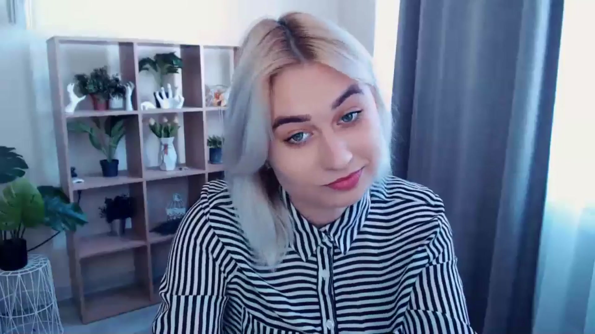 Gallery image thumbnail from Kukla_kolduna's myfreecams stream on, 05/09/2024, 12:26 image 3 of 20