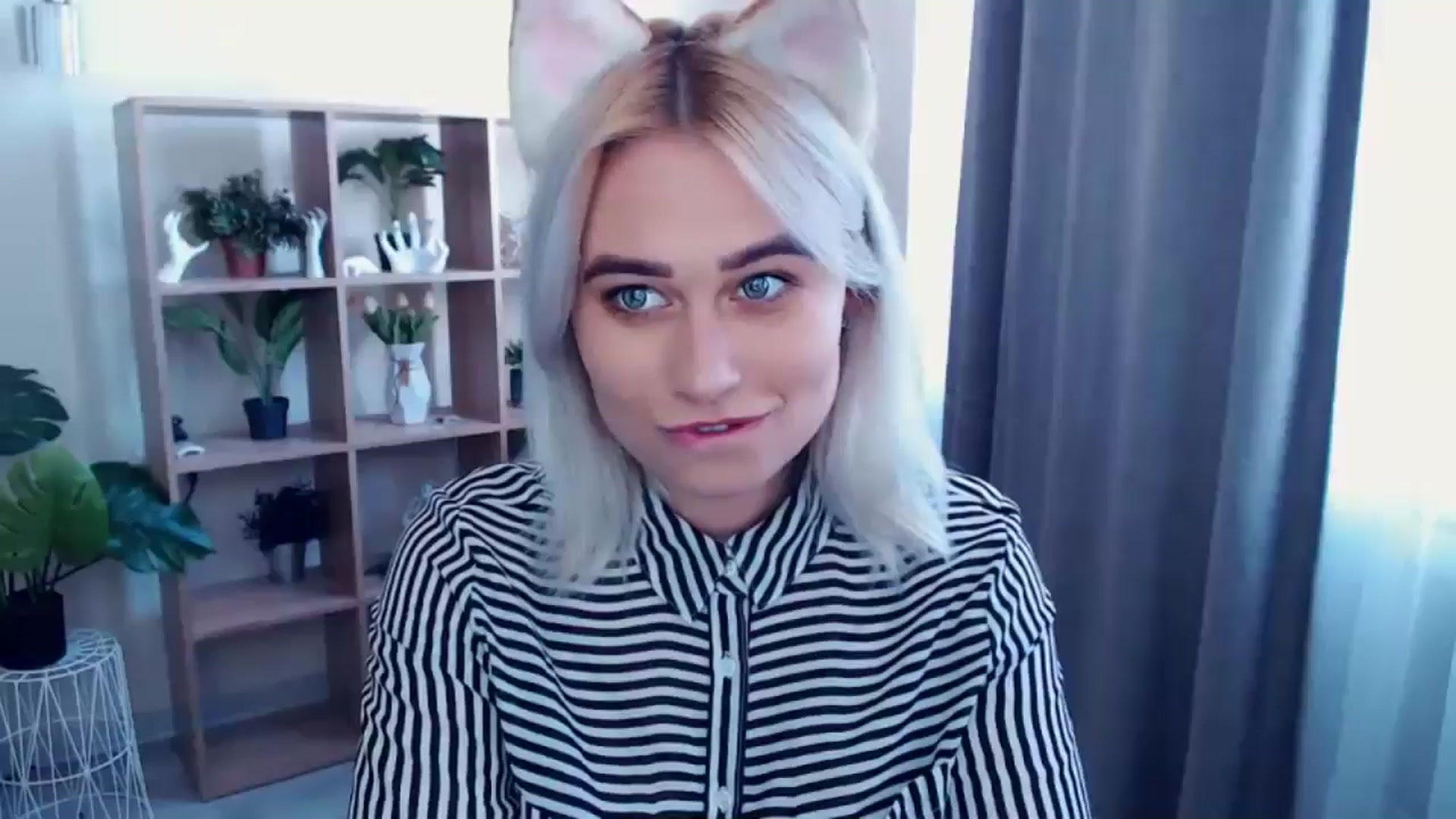 Gallery image thumbnail from Kukla_kolduna's myfreecams stream on, 05/09/2024, 14:33 image 6 of 20