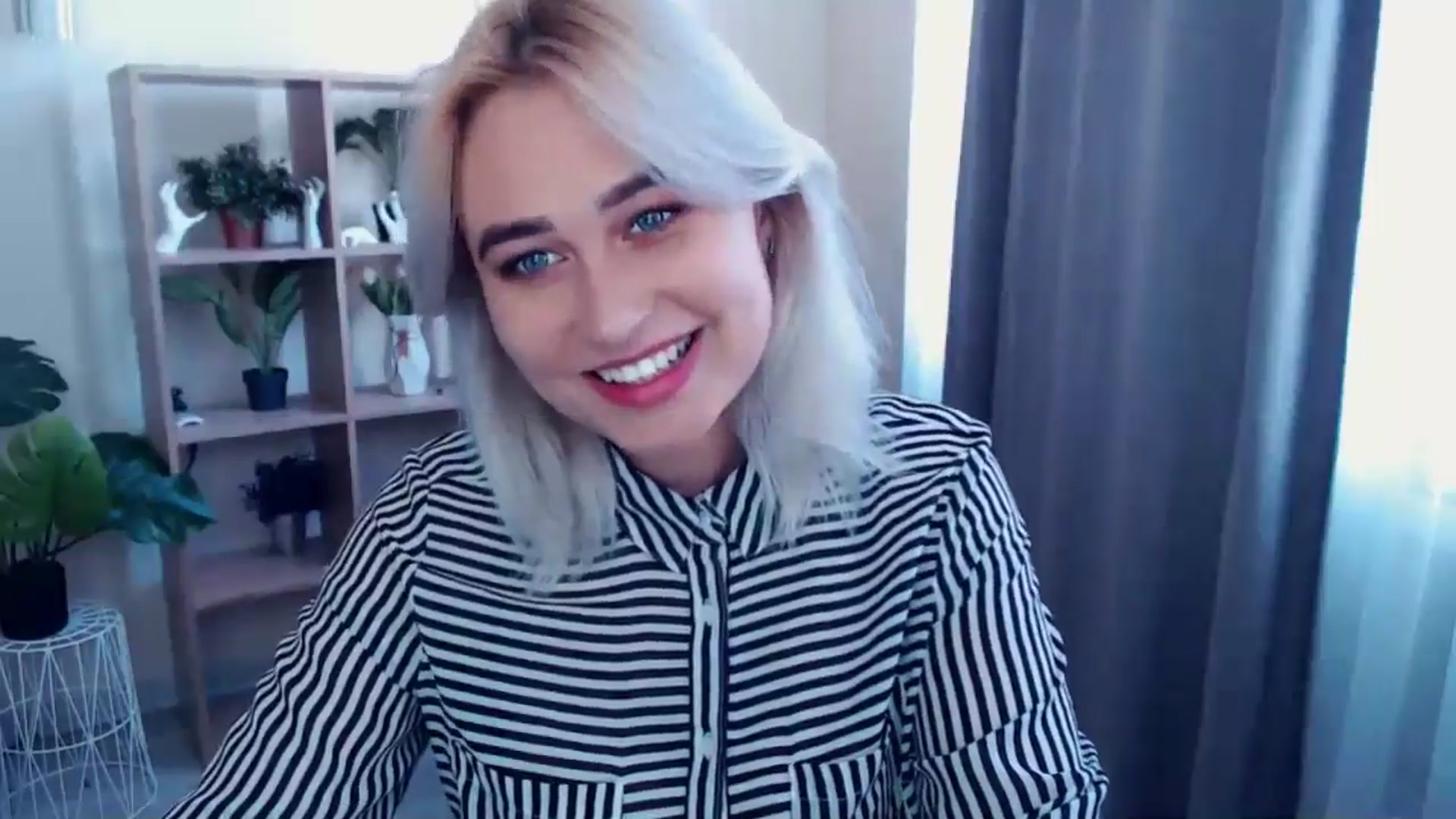 Gallery image thumbnail from Kukla_kolduna's myfreecams stream on, 05/09/2024, 14:33 image 16 of 20