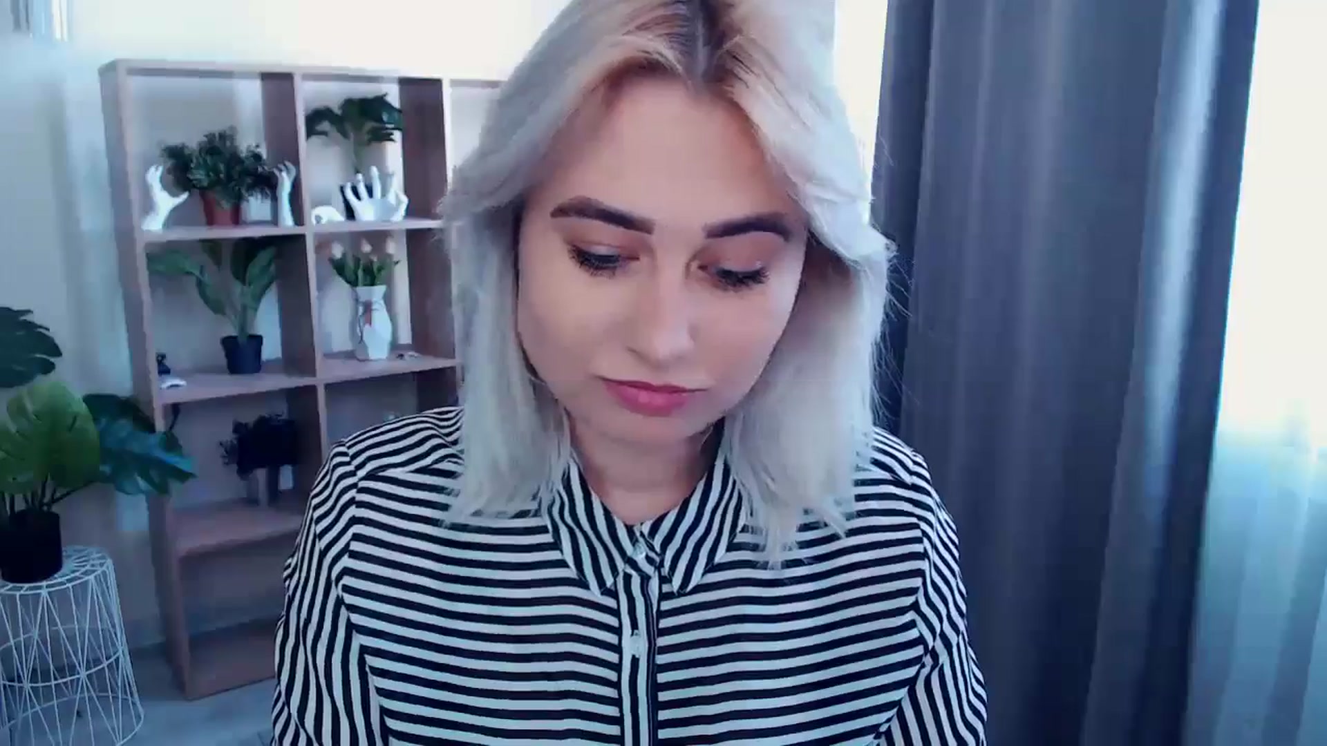 Gallery image thumbnail from Kukla_kolduna's myfreecams stream on, 05/09/2024, 14:33 image 18 of 20