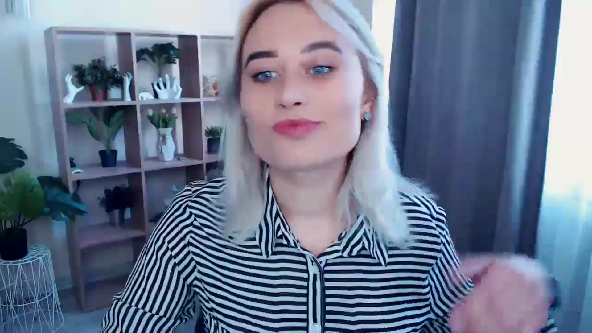Gallery image thumbnail from Kukla_kolduna's myfreecams stream on, 05/09/2024, 16:05 image 2 of 20